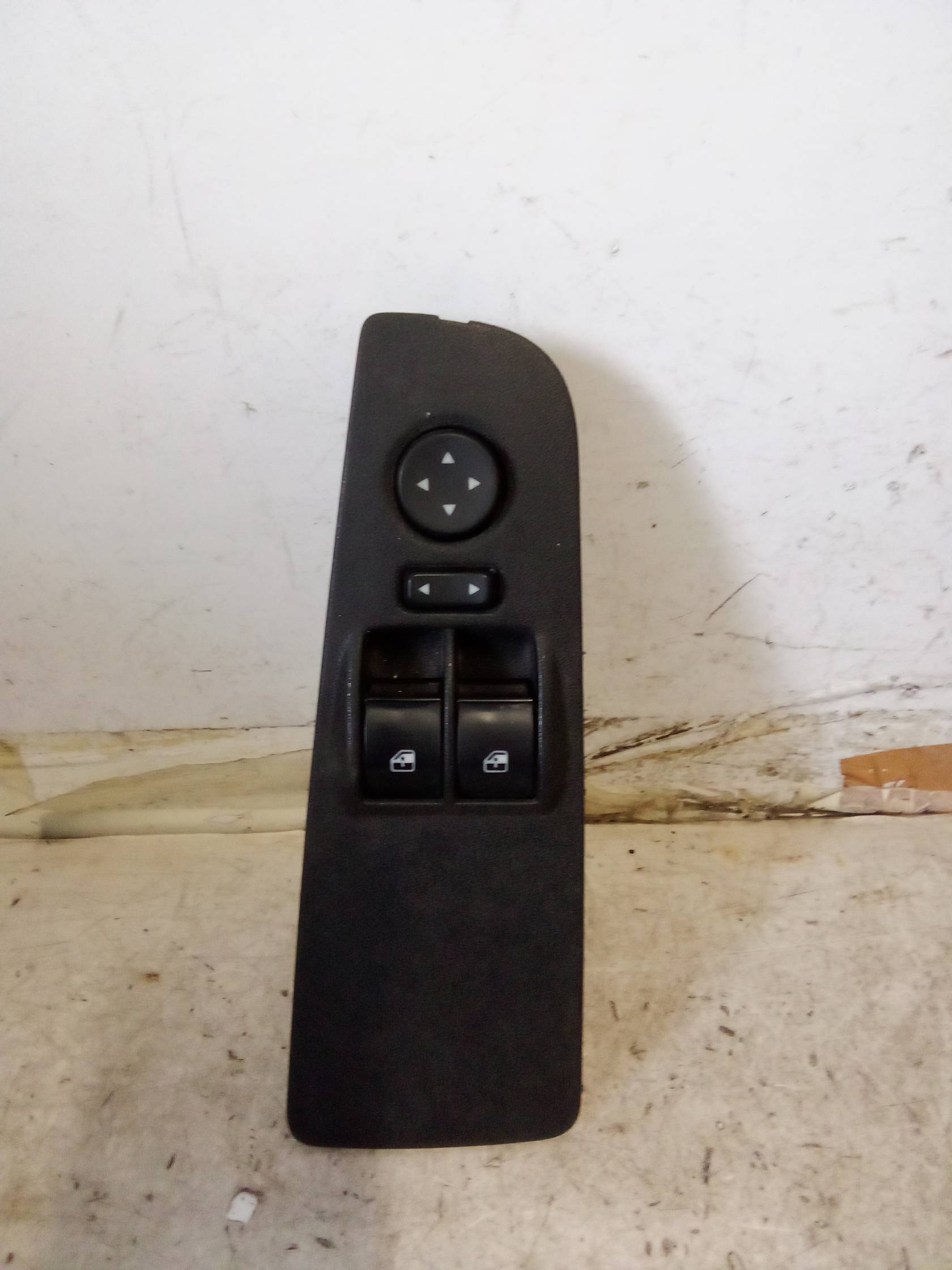 Blocco comandi alzacristalli e retrovisori est. sx.