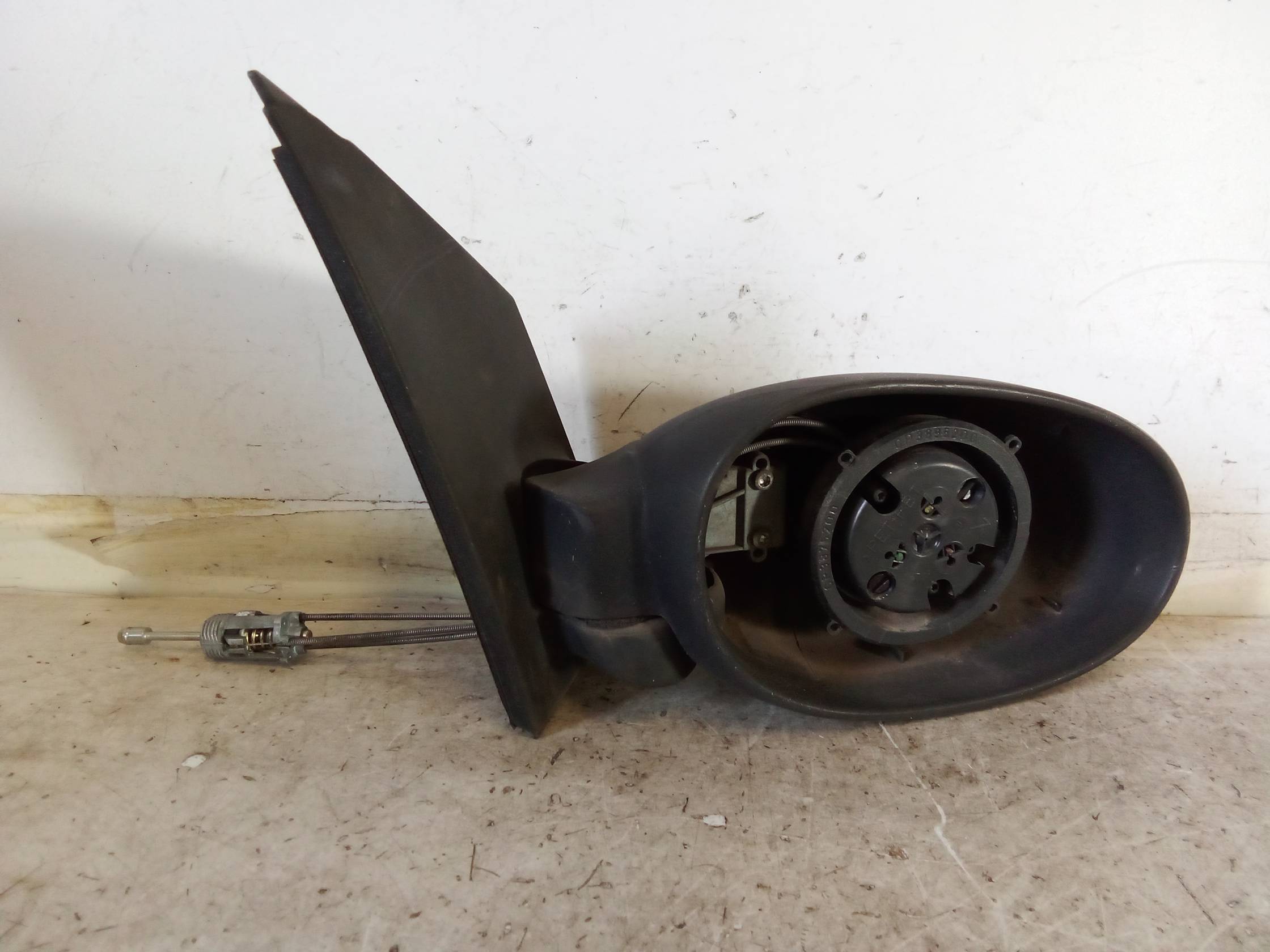 Retrovisore est. dx.