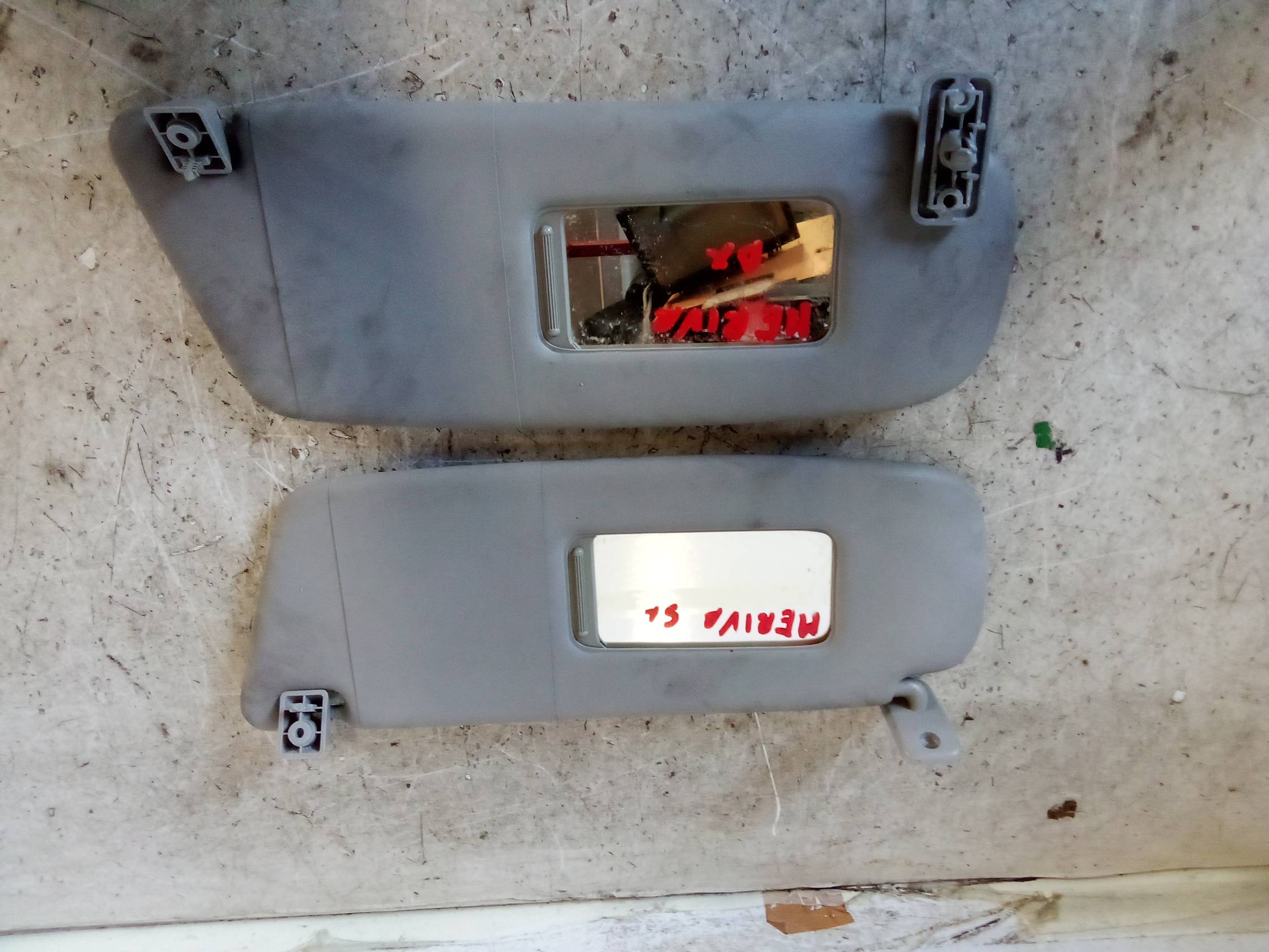 Aletta parasole parabrezza sx.