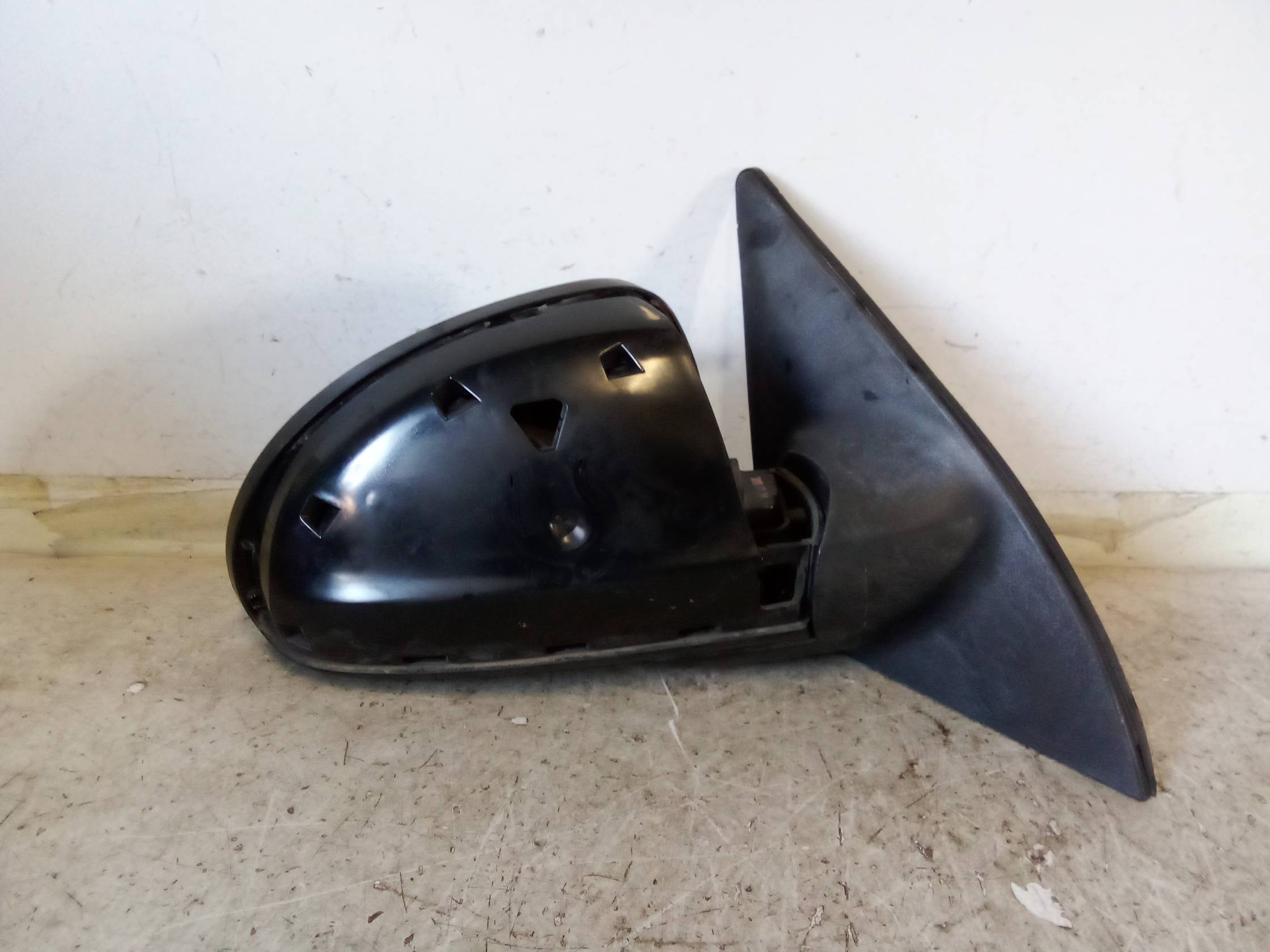 Retrovisore est. regolaz. elettr. dx.