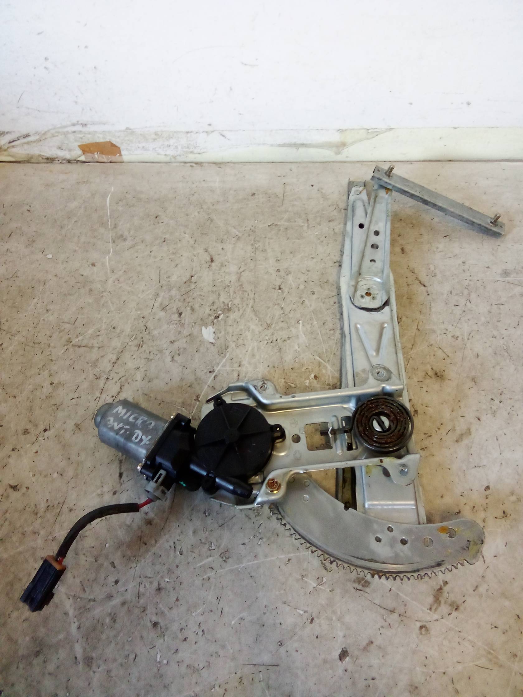 Alzacristallo porta ant. dx.