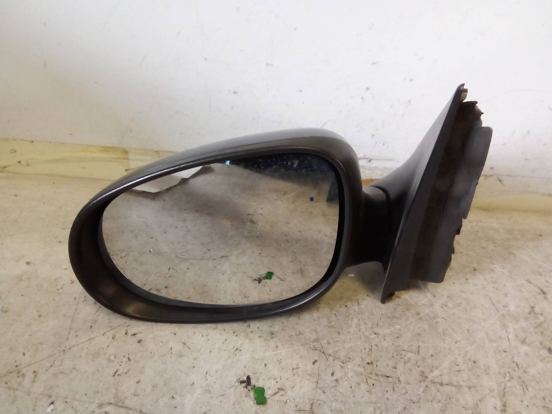 Retrovisore est. regolaz. elettr. sx.