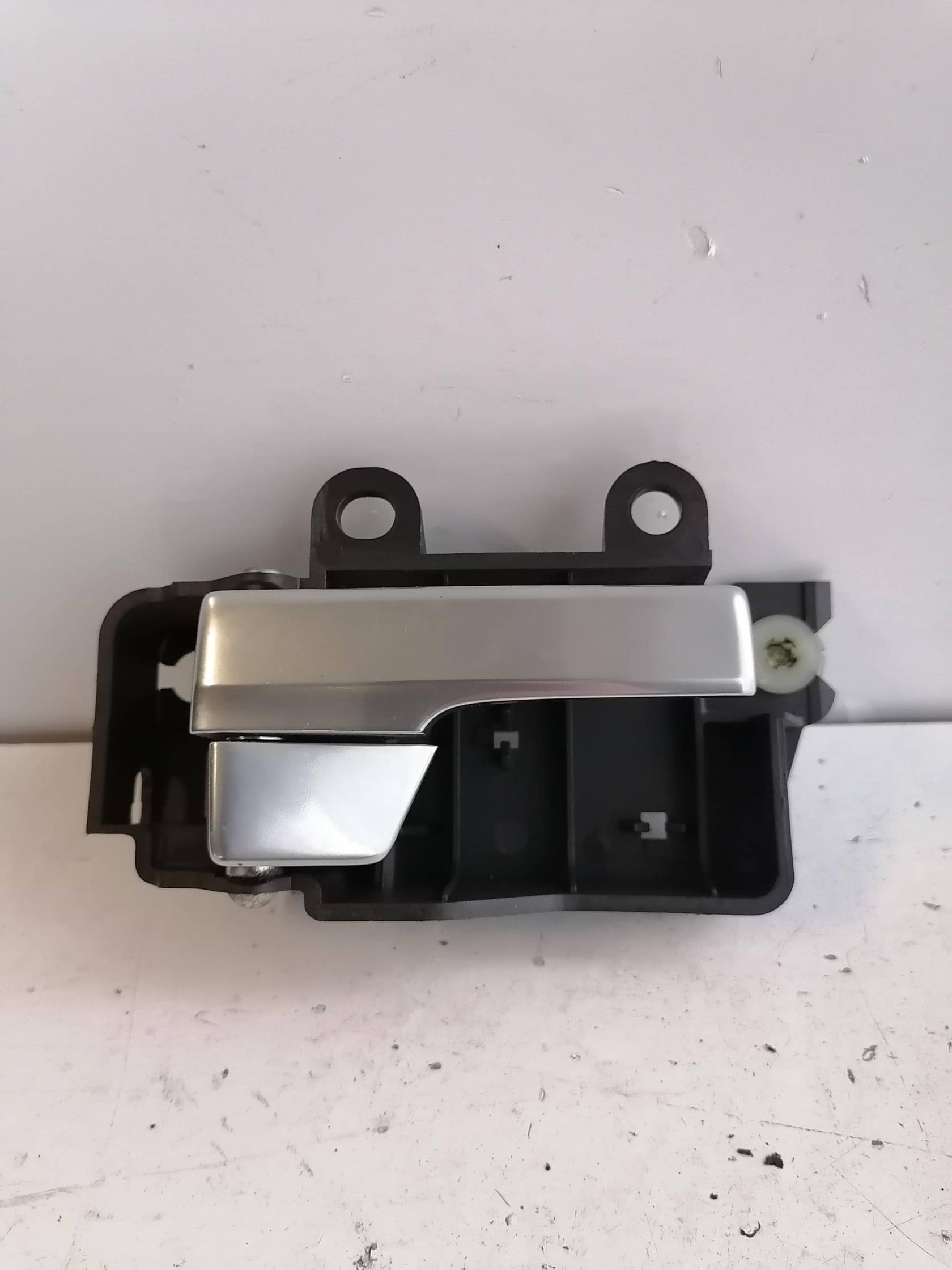 Maniglia int. apertura porta post. dx.