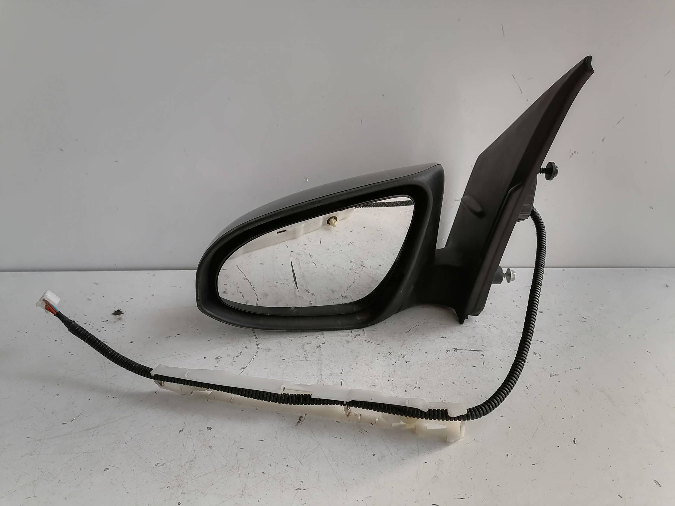 Retrovisore est. regolaz. elettr. sx.