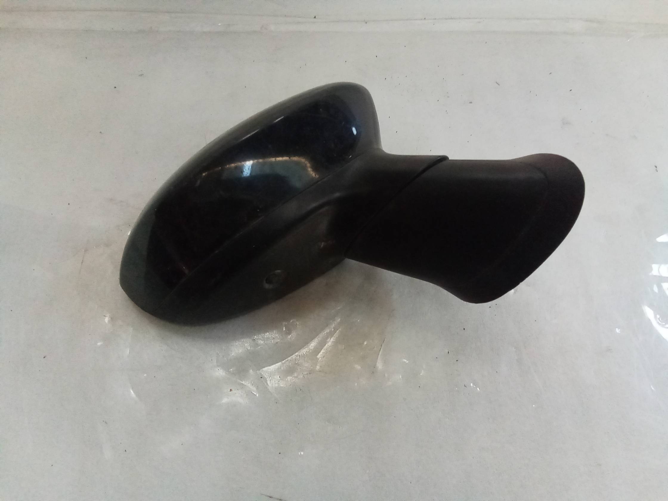 Retrovisore est. dx.