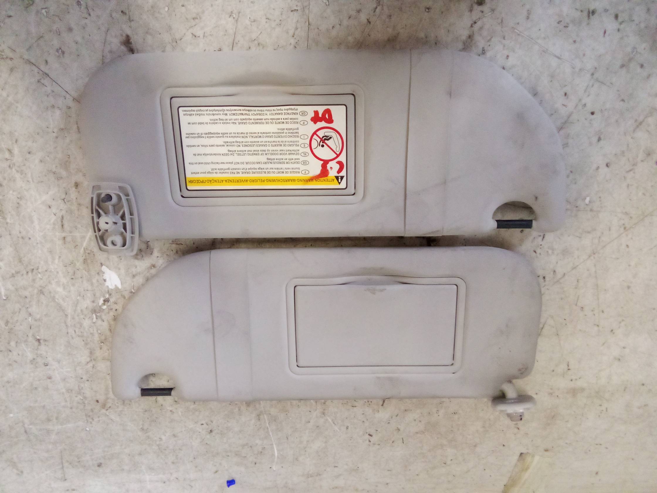 Aletta parasole parabrezza