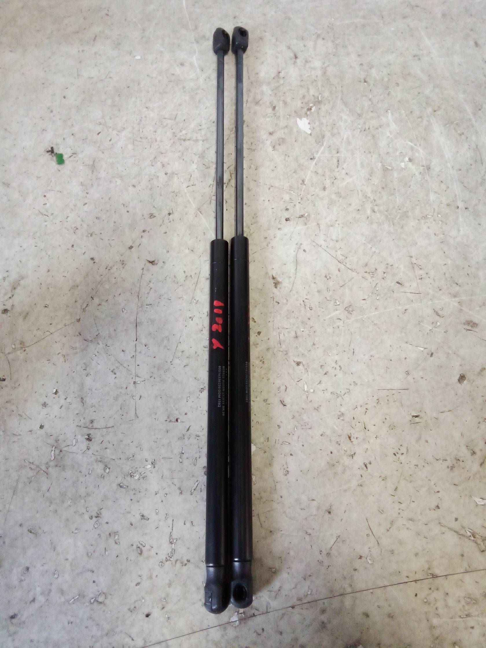 Asta ammortizzante portello post. dx.