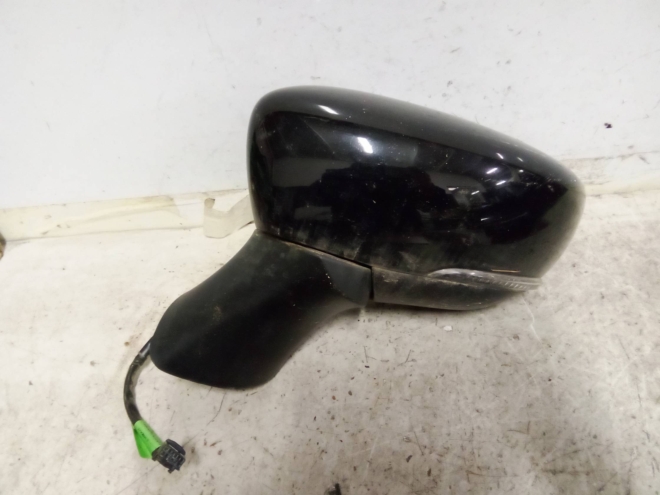 Retrovisore est. regolaz. elettr. sx.