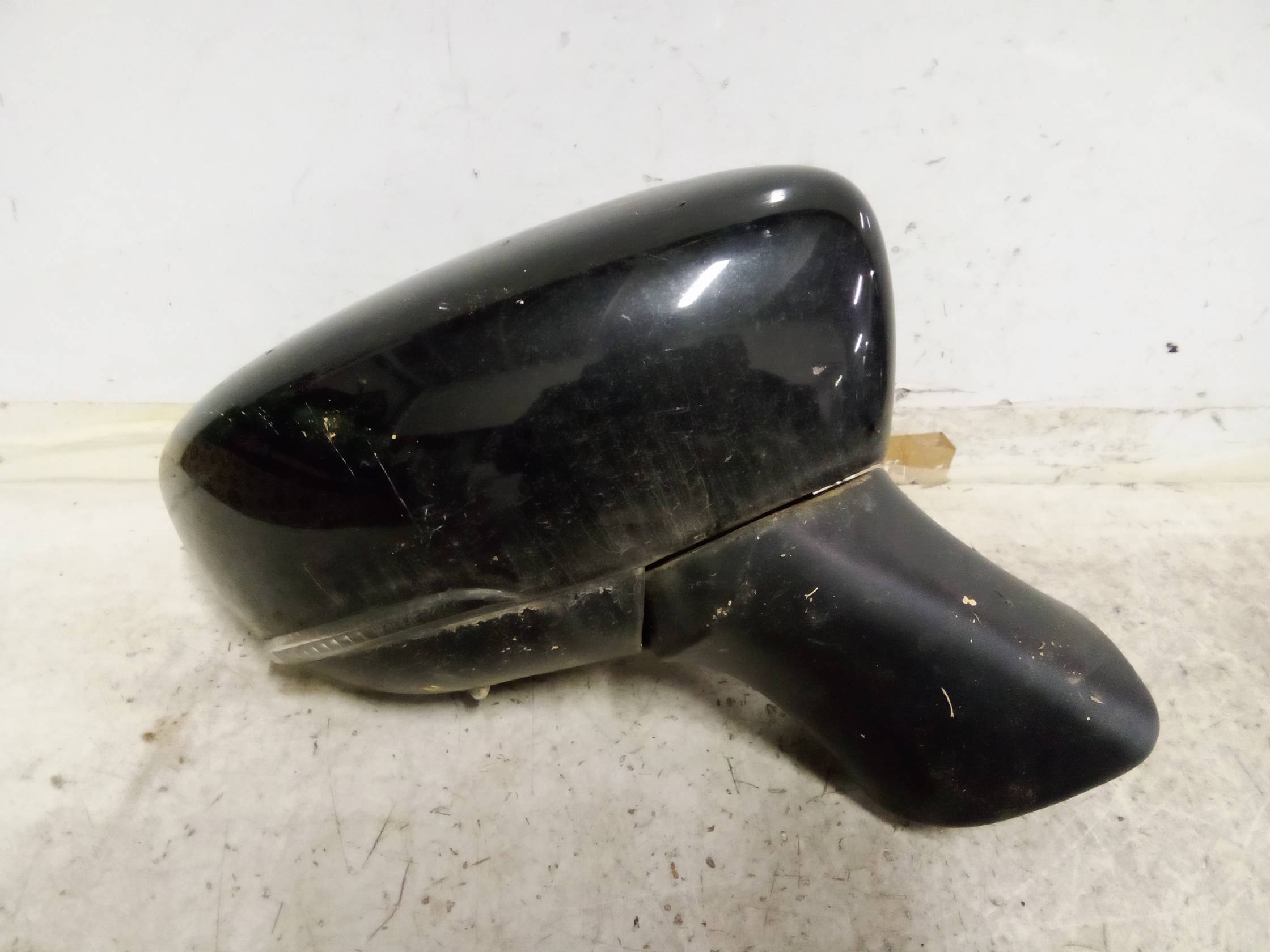 Retrovisore est. regolaz. elettr. dx.