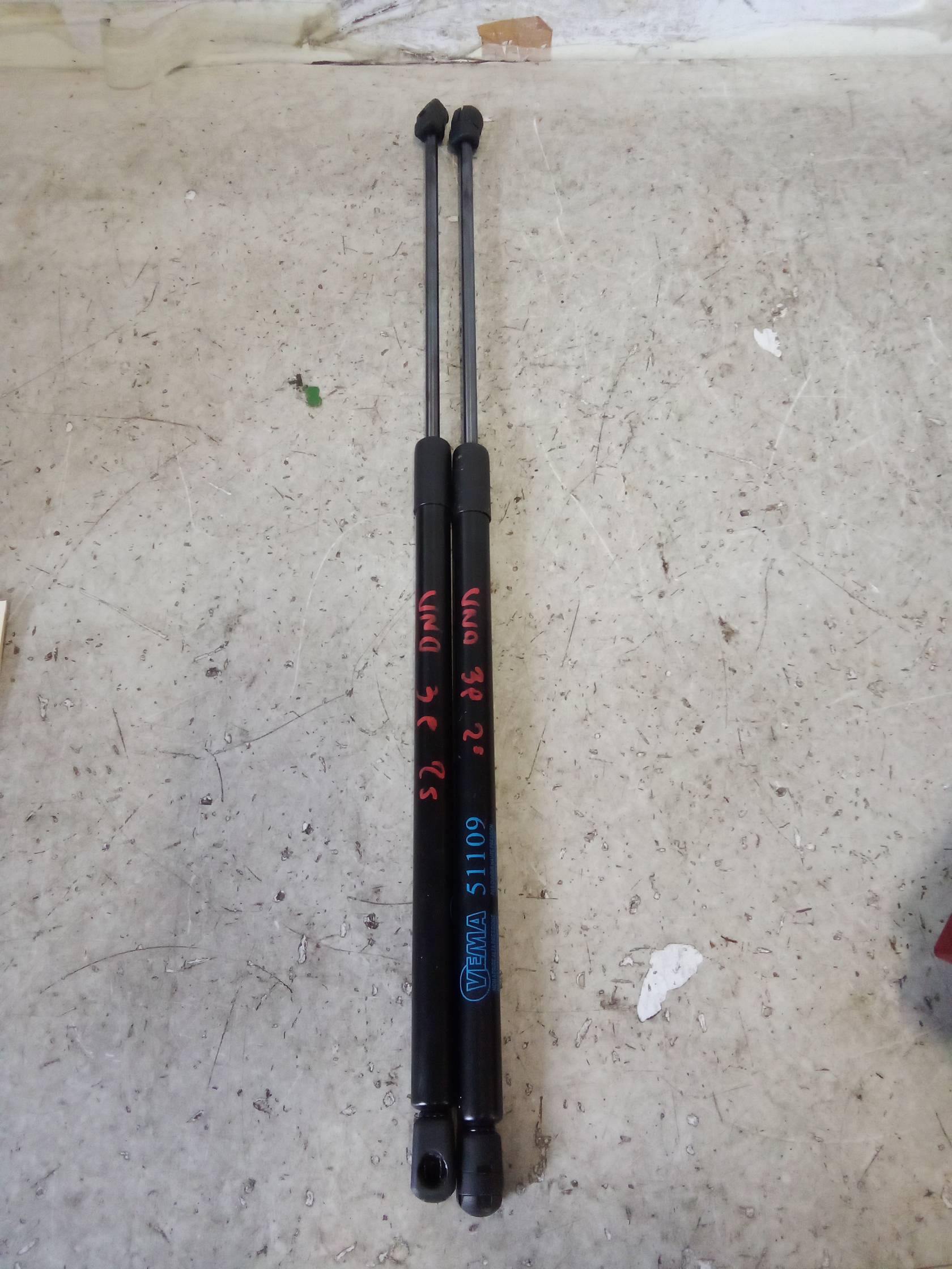 Asta ammortizzante cofano post.