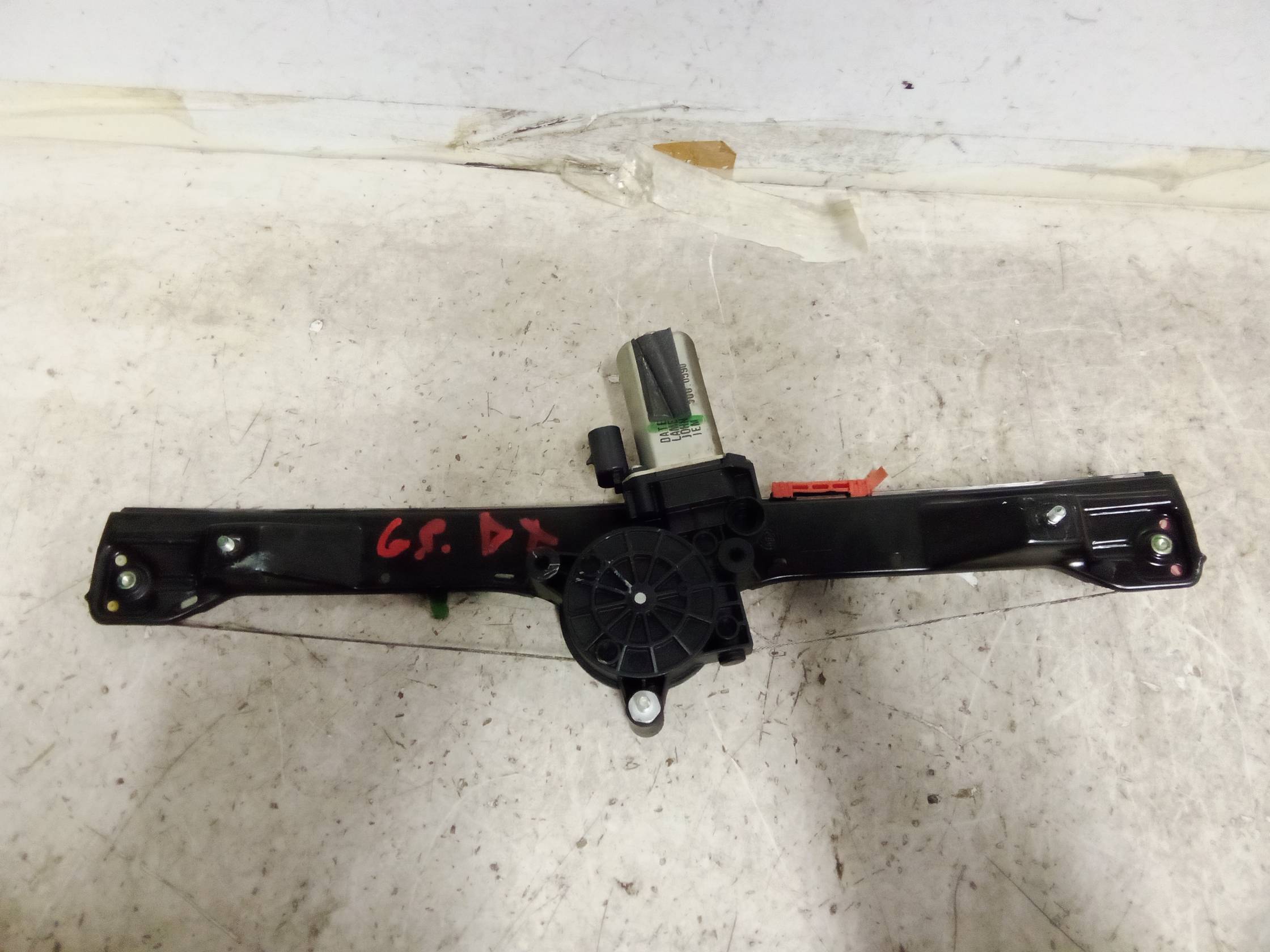 Alzacristallo elettr. porta ant. dx.