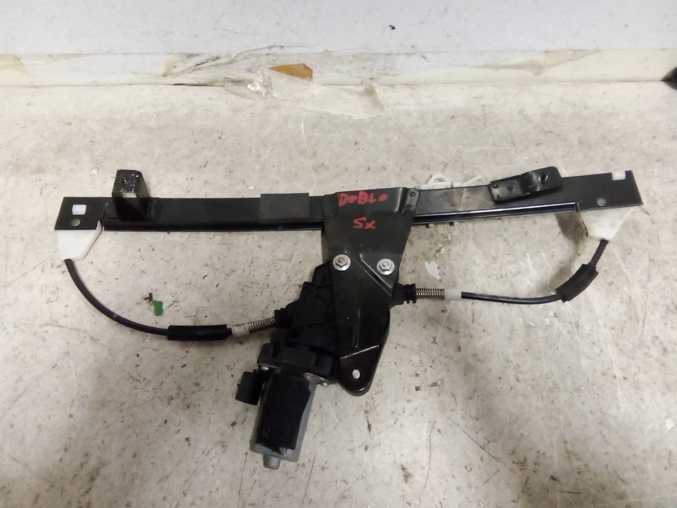 Alzacristallo porta ant. sx.