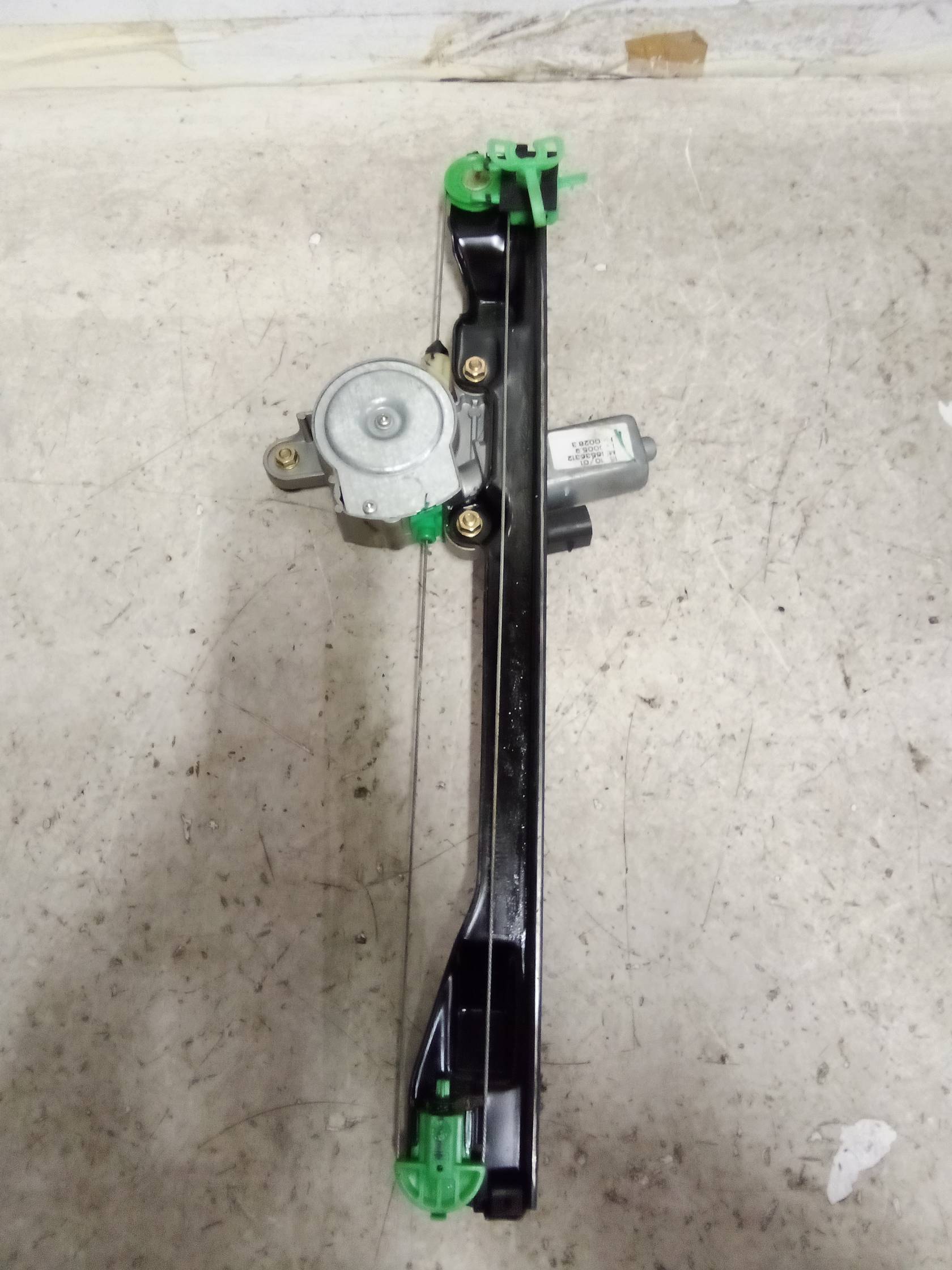 Alzacristallo elettr. porta ant. sx.