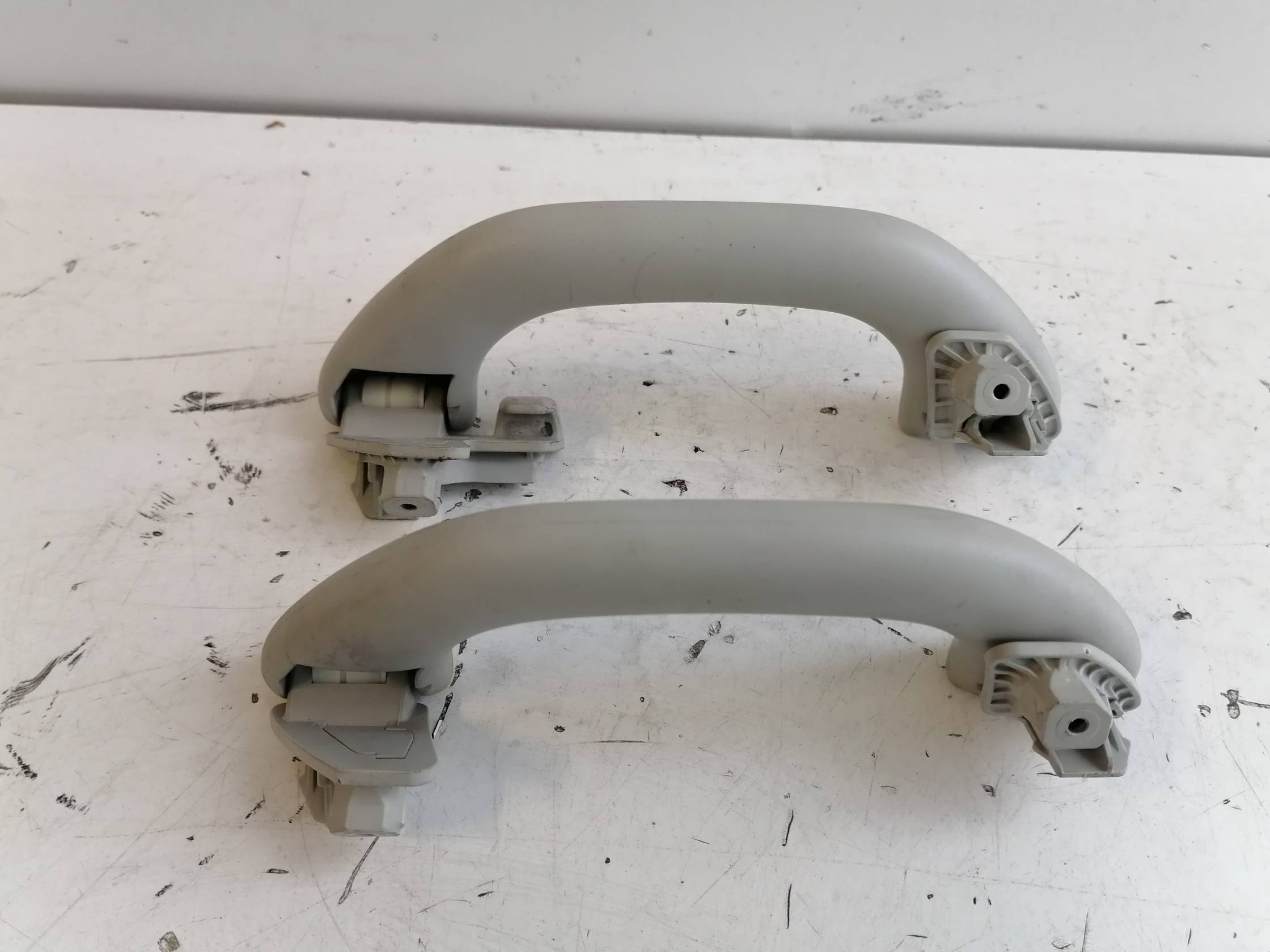 Maniglia int. ant. tetto sx.