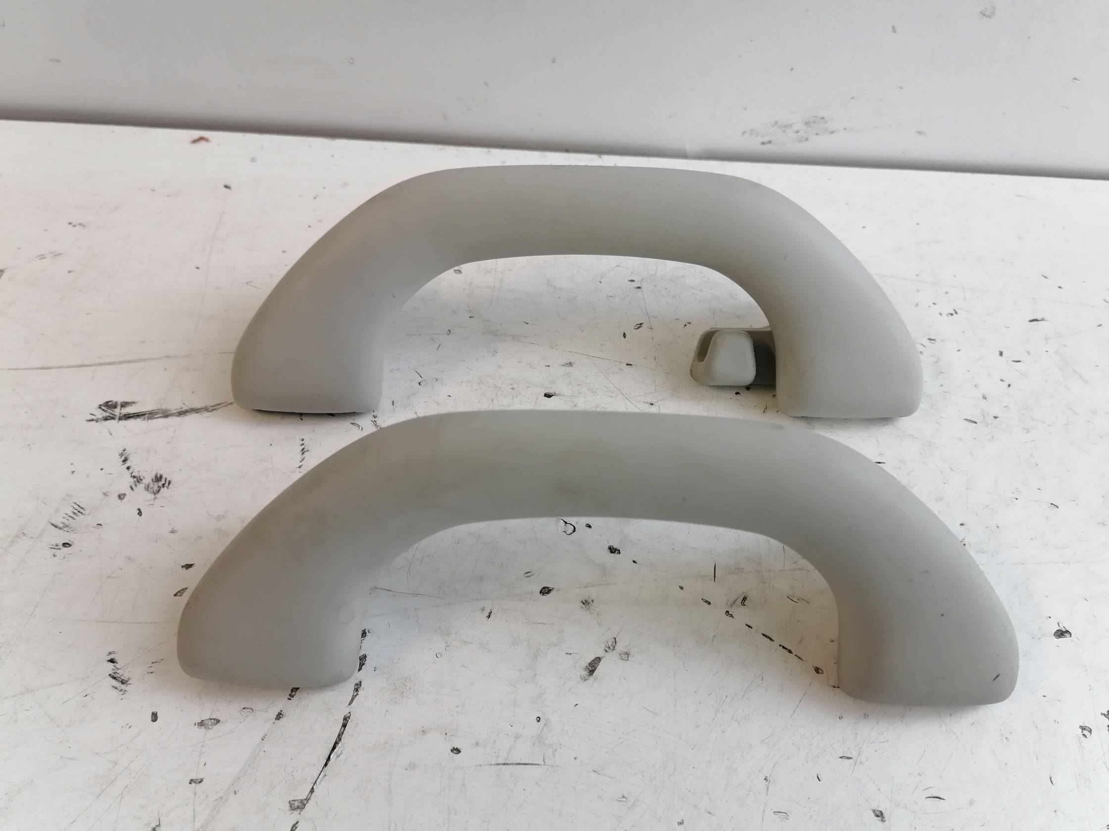 Maniglia int. post. tetto sx.