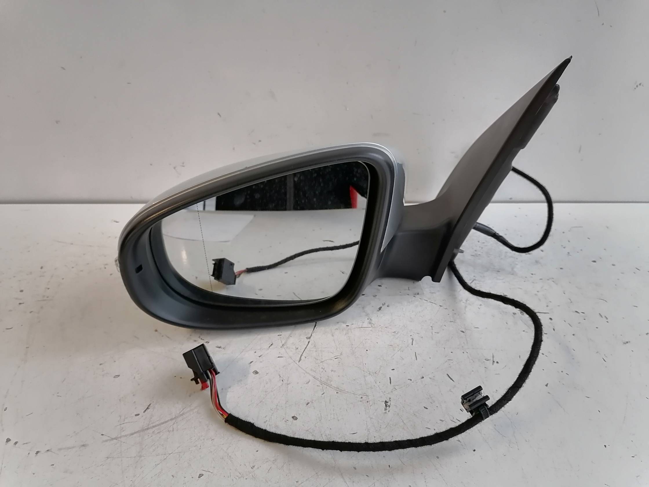 Retrovisore est. regolaz. elettr. sx.