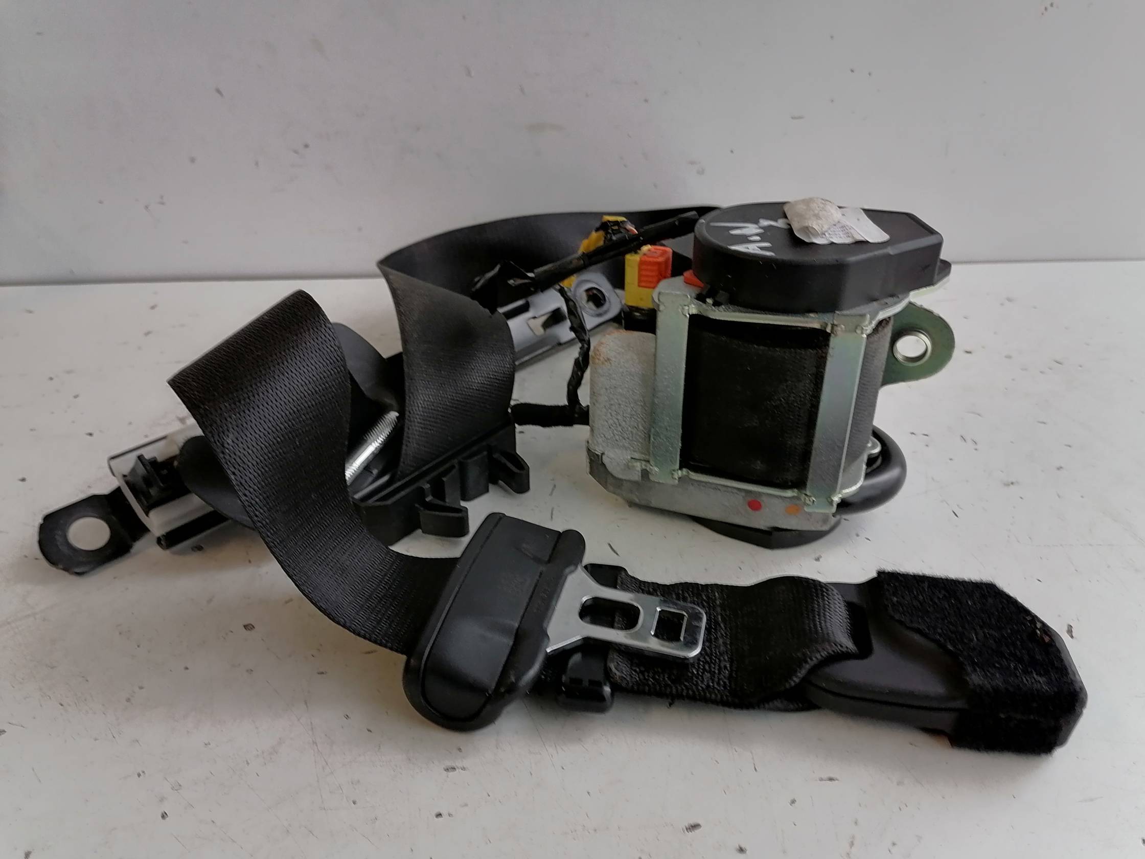 Cintura di sicurezza ant. sx.