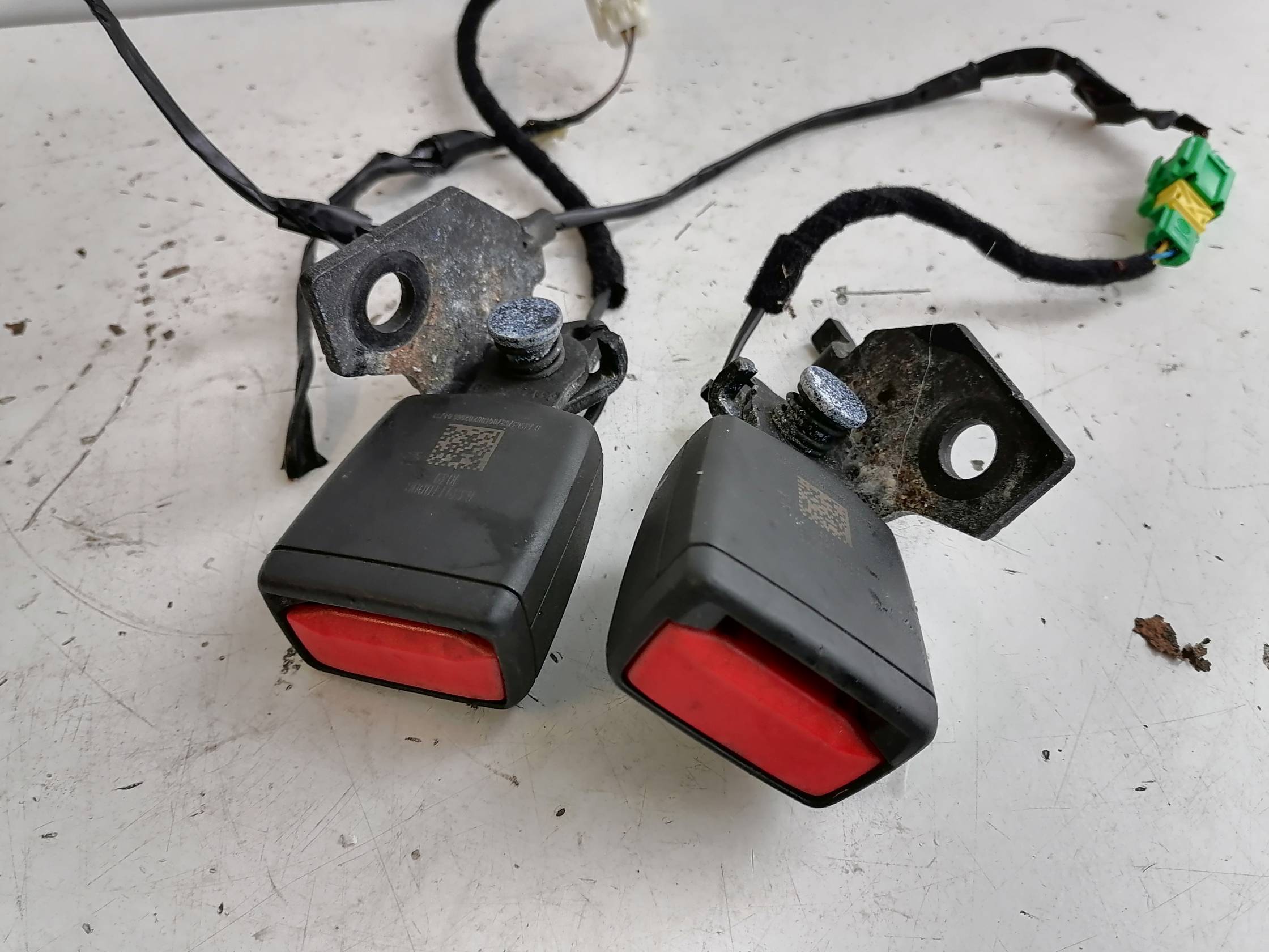 Aggancio cintura di sicurezza post. dx.