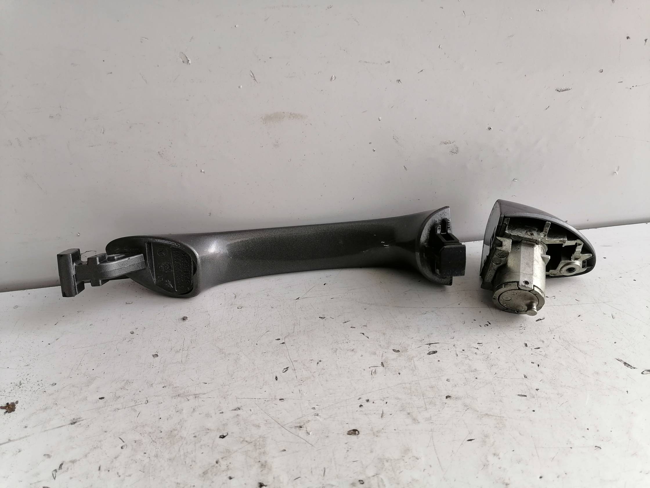 Maniglia porta ant. sx.