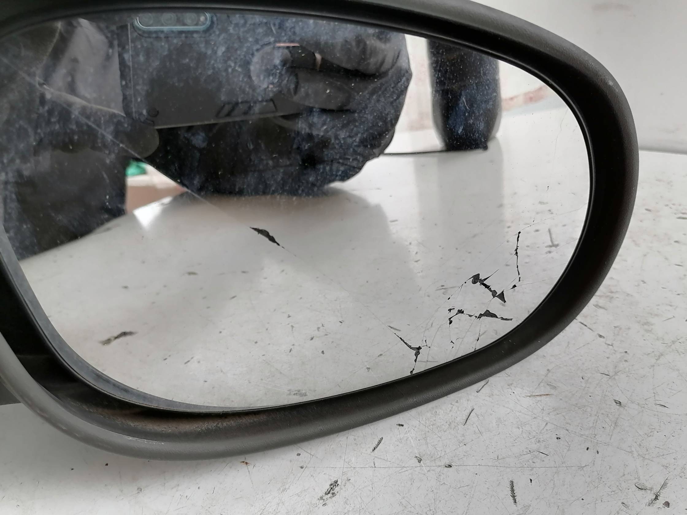 Retrovisore est. regolaz. elettr. dx.