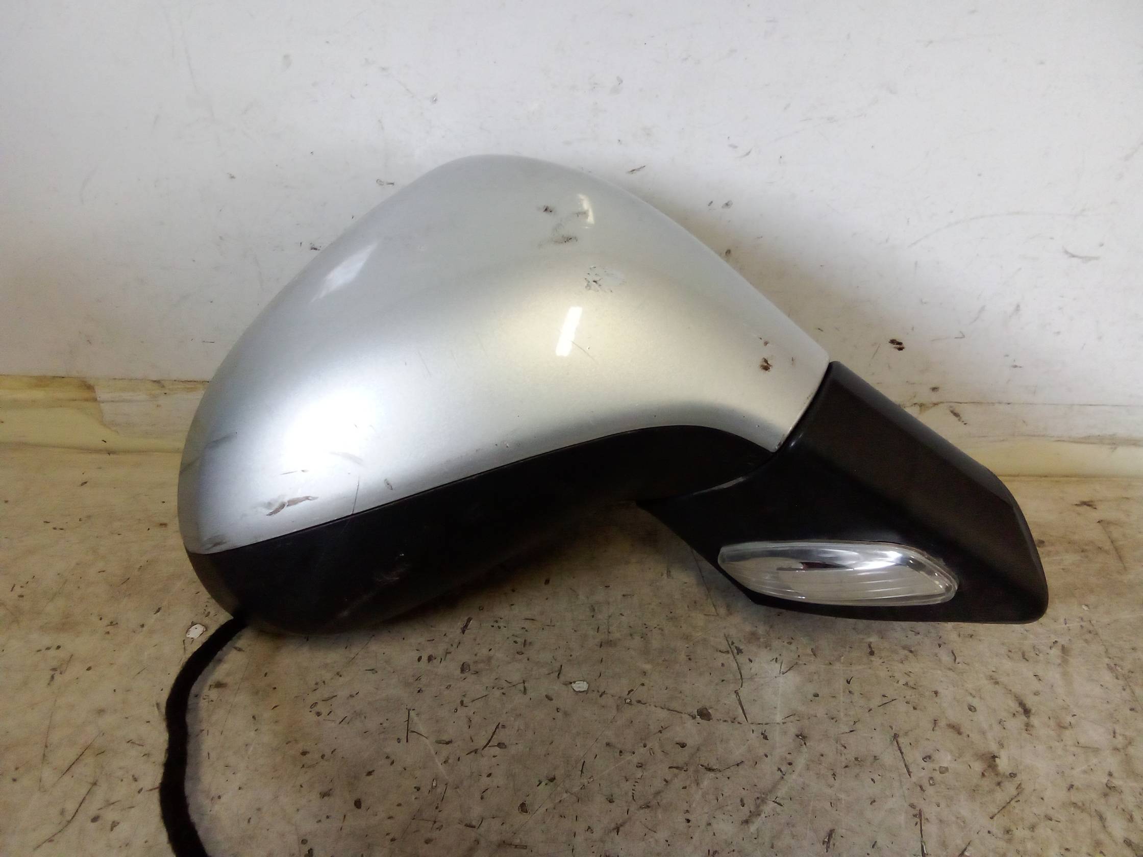 Retrovisore est. regolaz. elettr. dx.