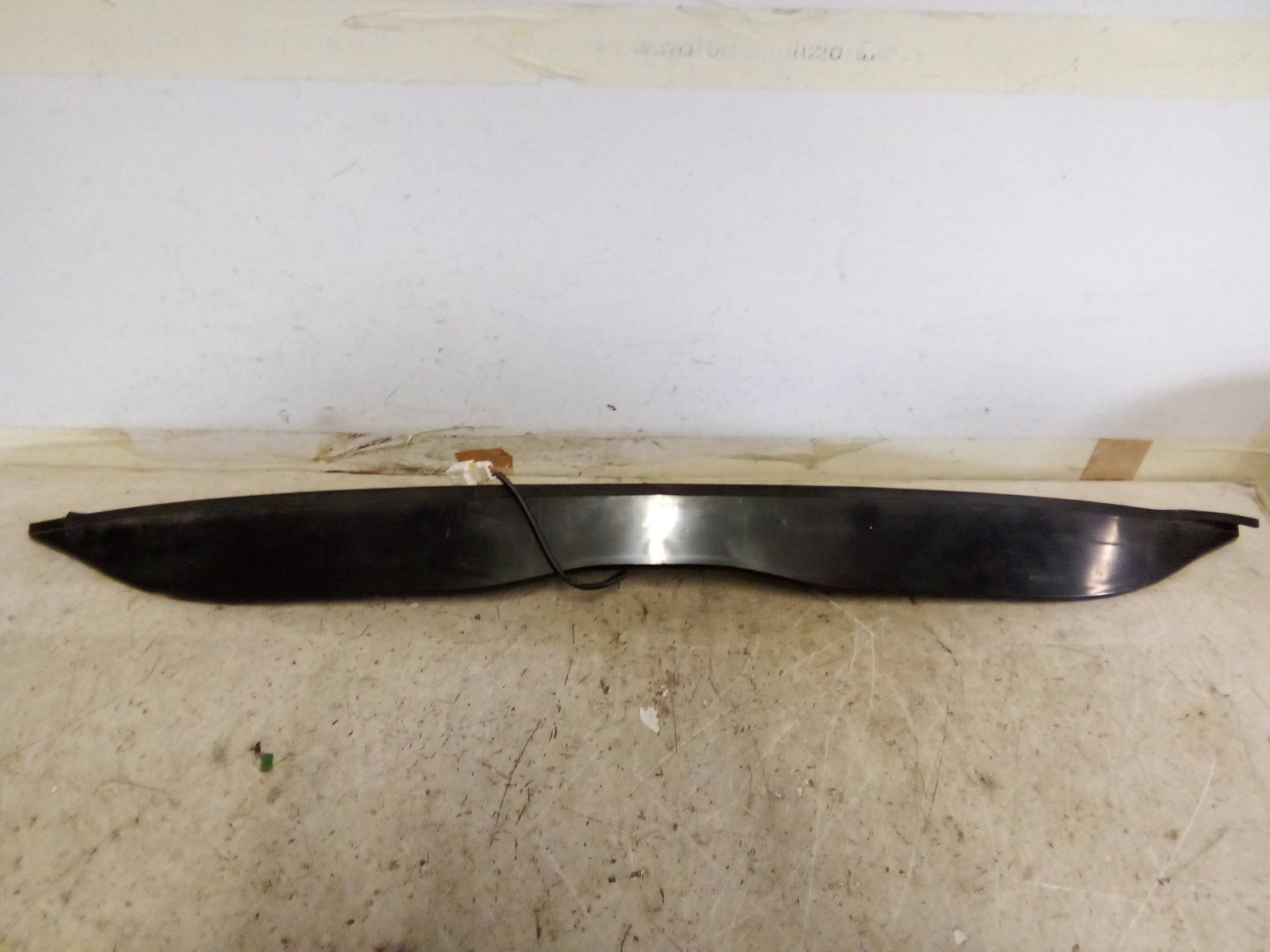 Maniglia portello post. Maniglia portello post.