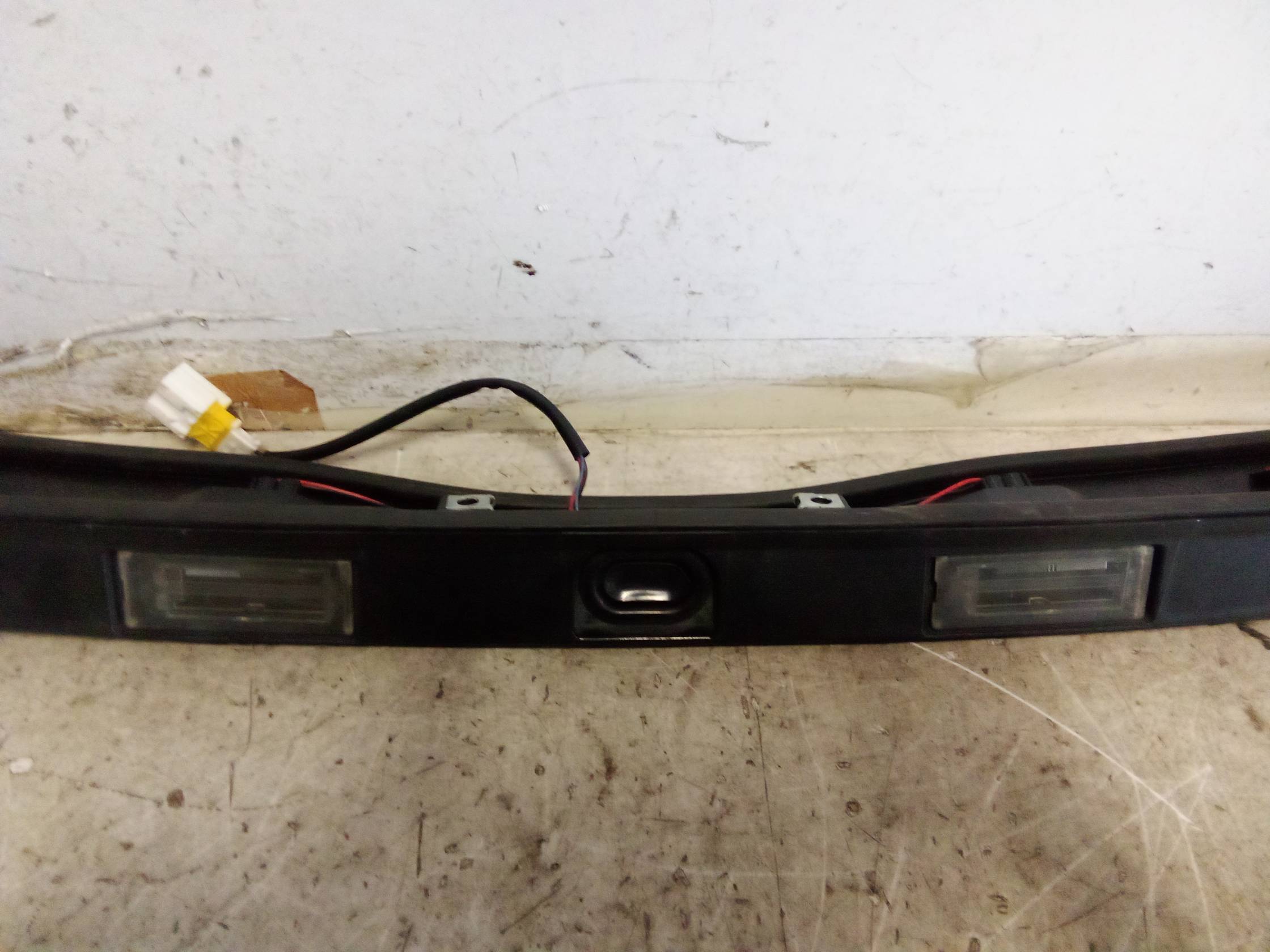 Maniglia portello post. Maniglia portello post.