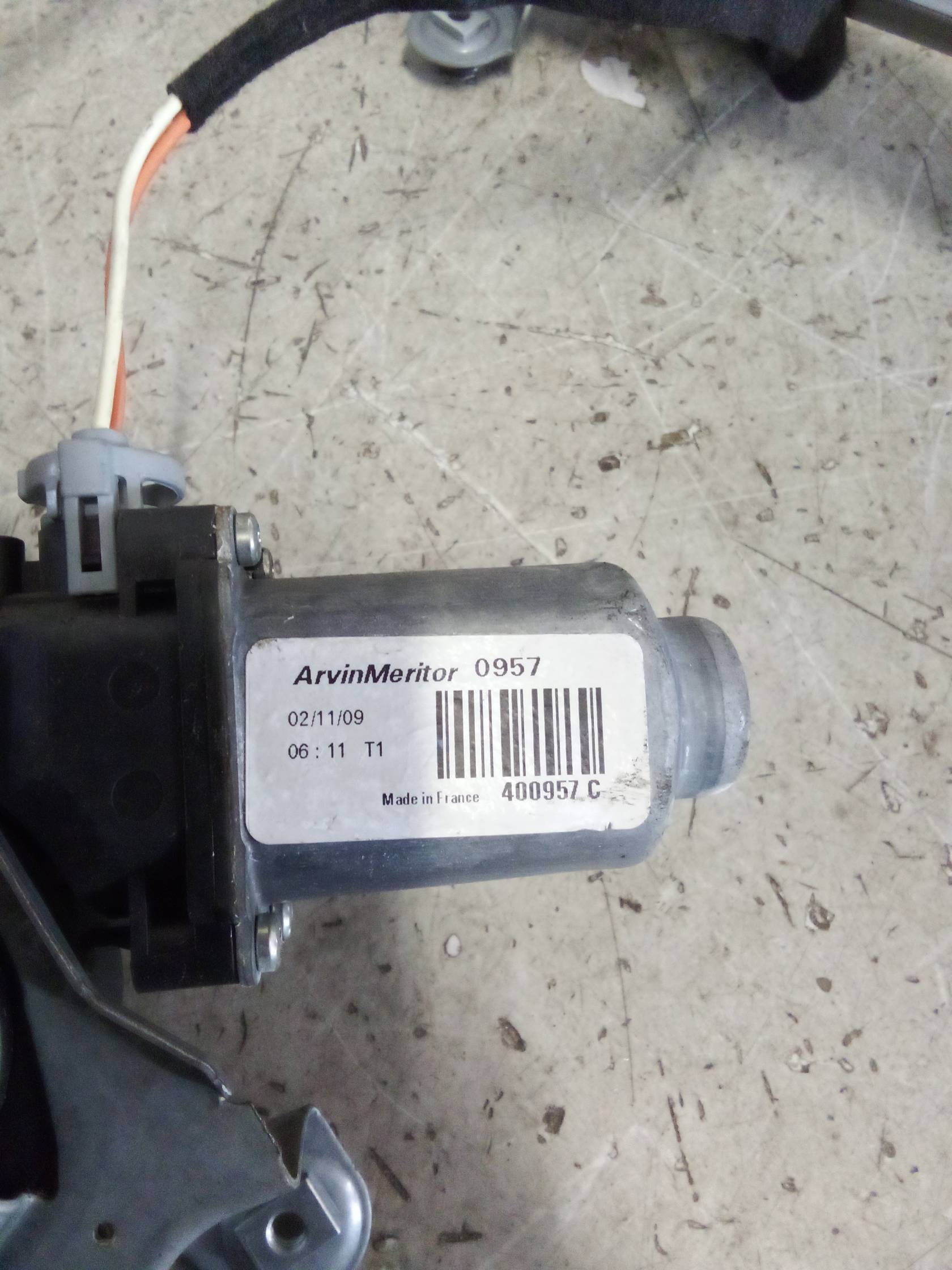 Alzacristallo elettr. porta ant. con motorino sx.