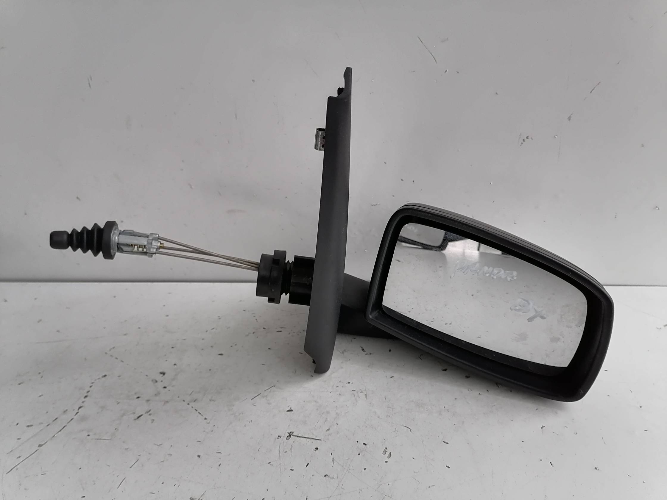 Retrovisore est. dx.