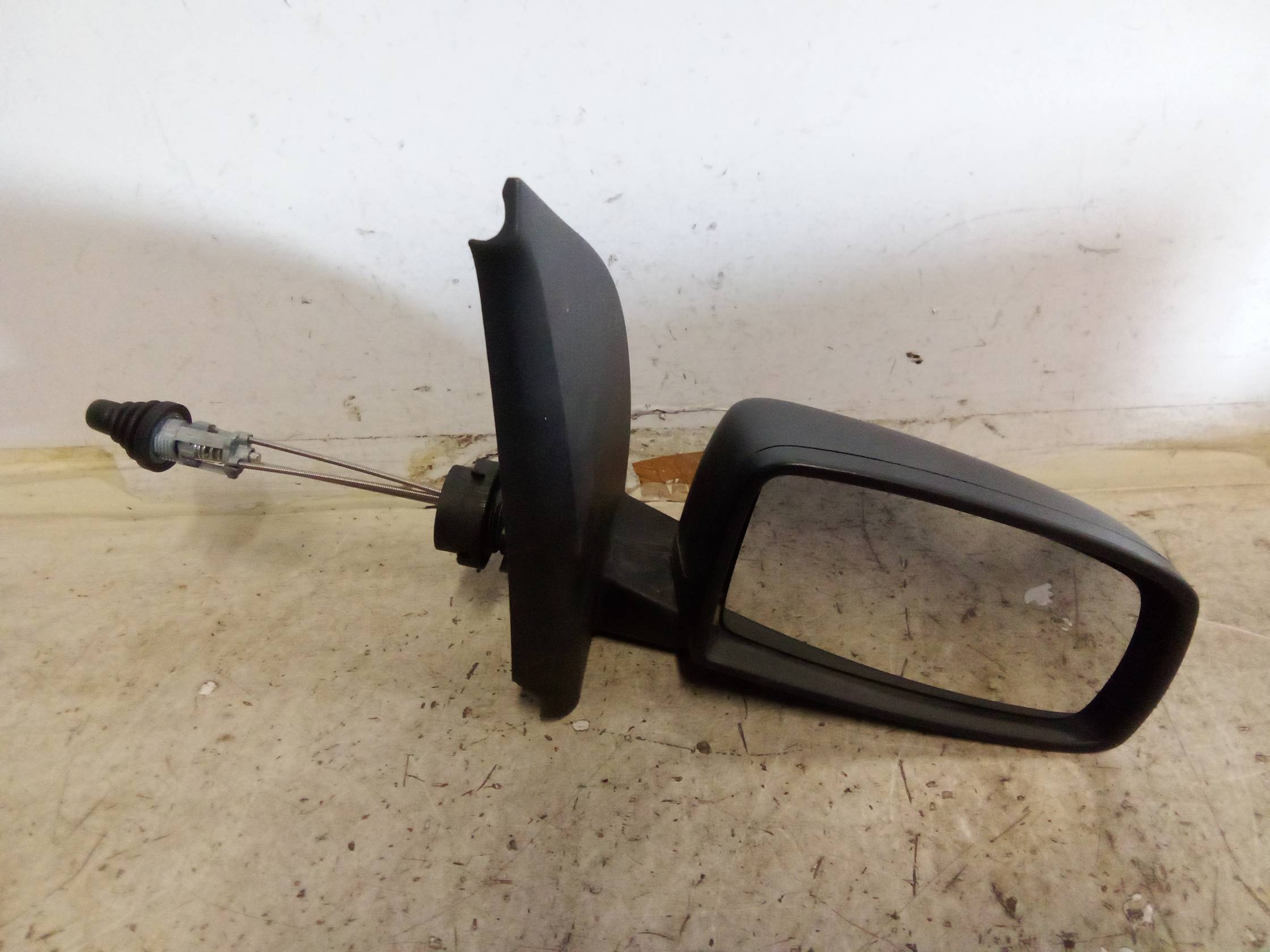 Retrovisore est. dx.