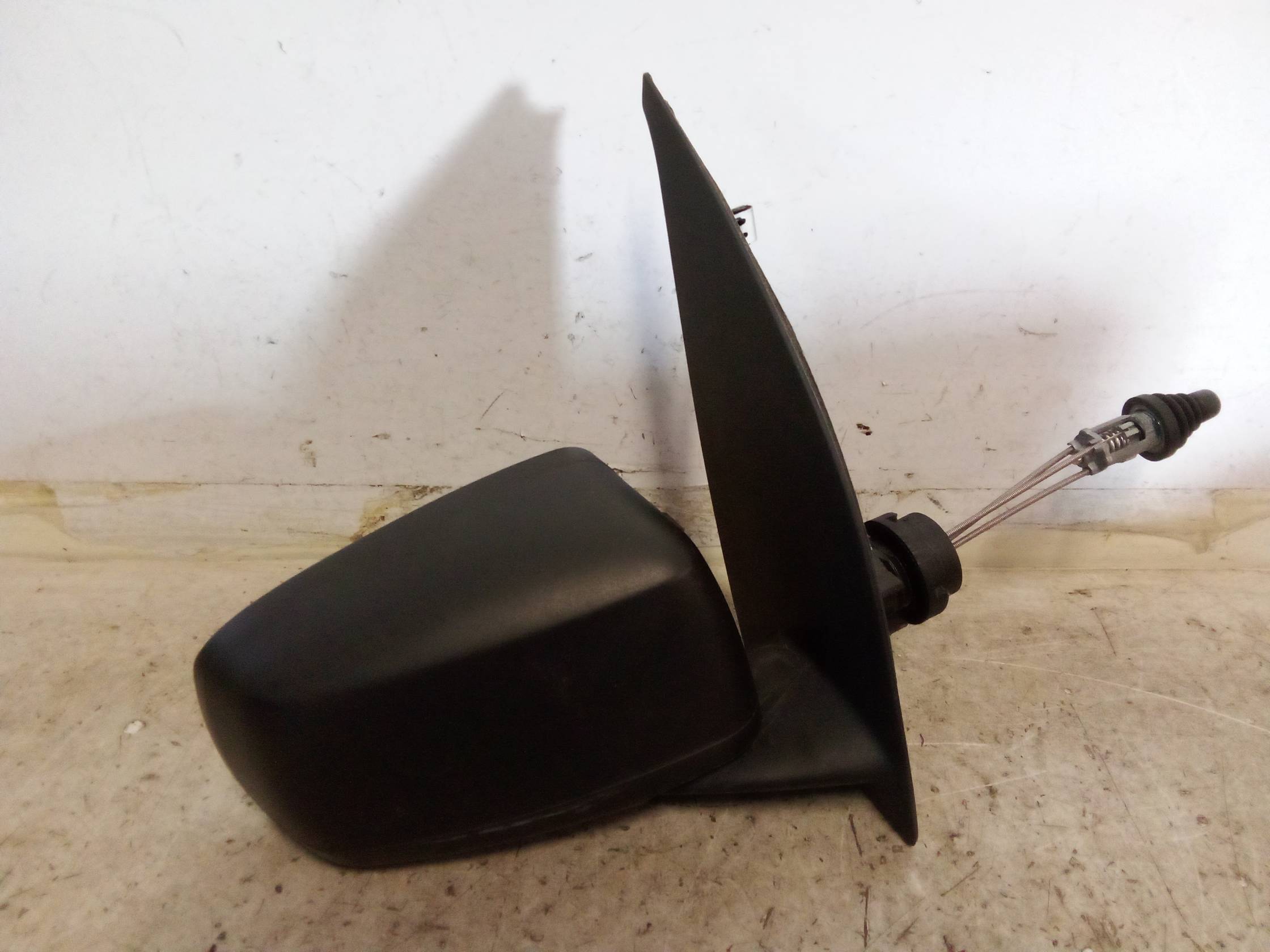 Retrovisore est. dx.