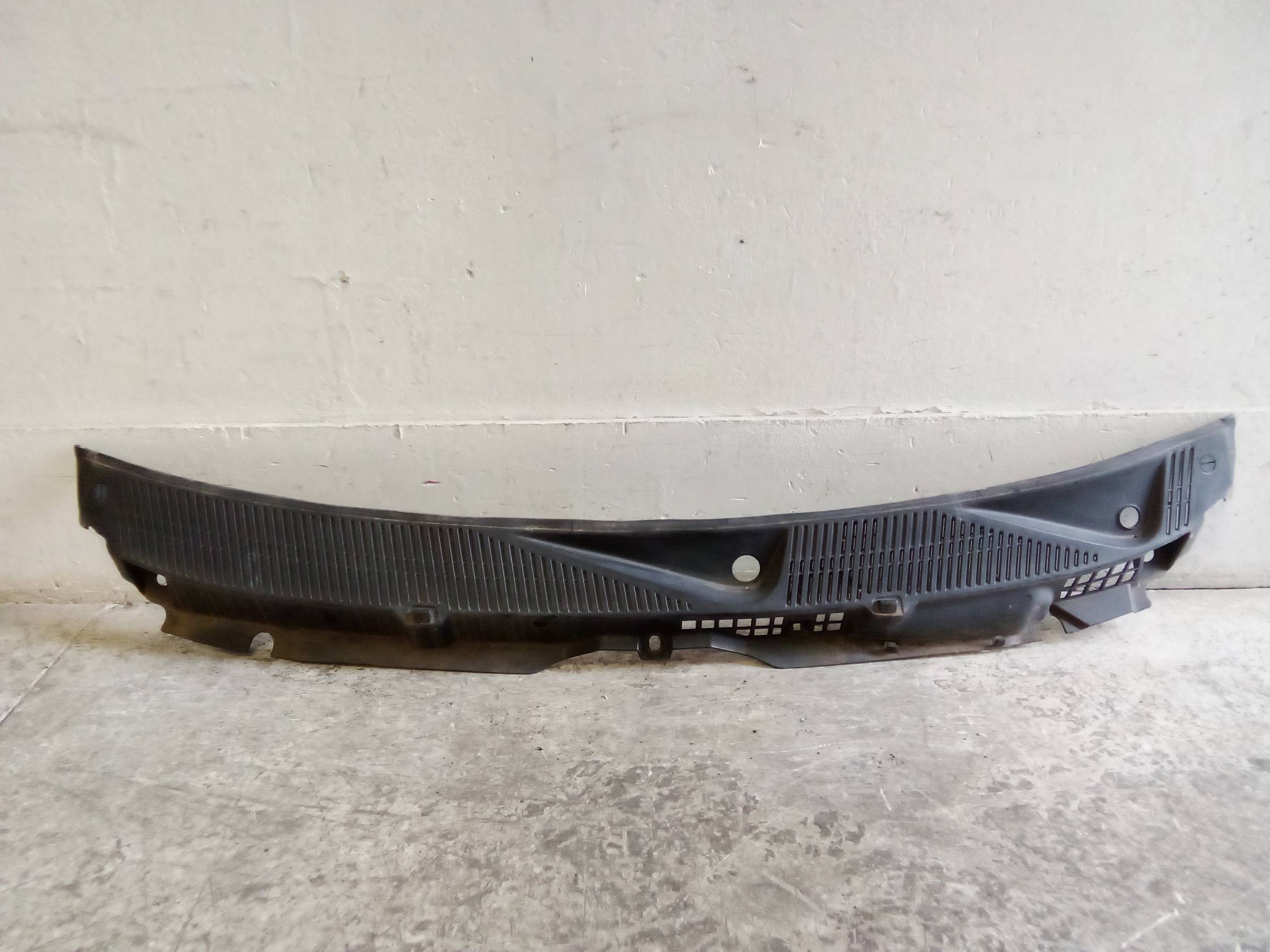 Griglia centr. sottoparabrezza