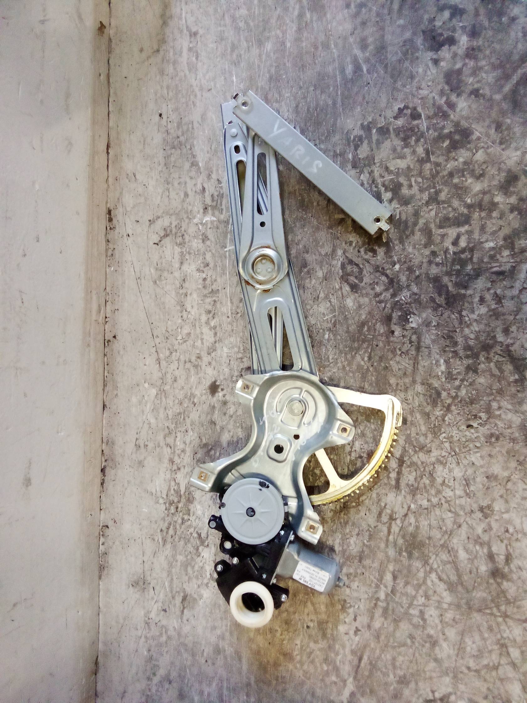 Alzacristallo elettr. porta ant. con motorino sx.