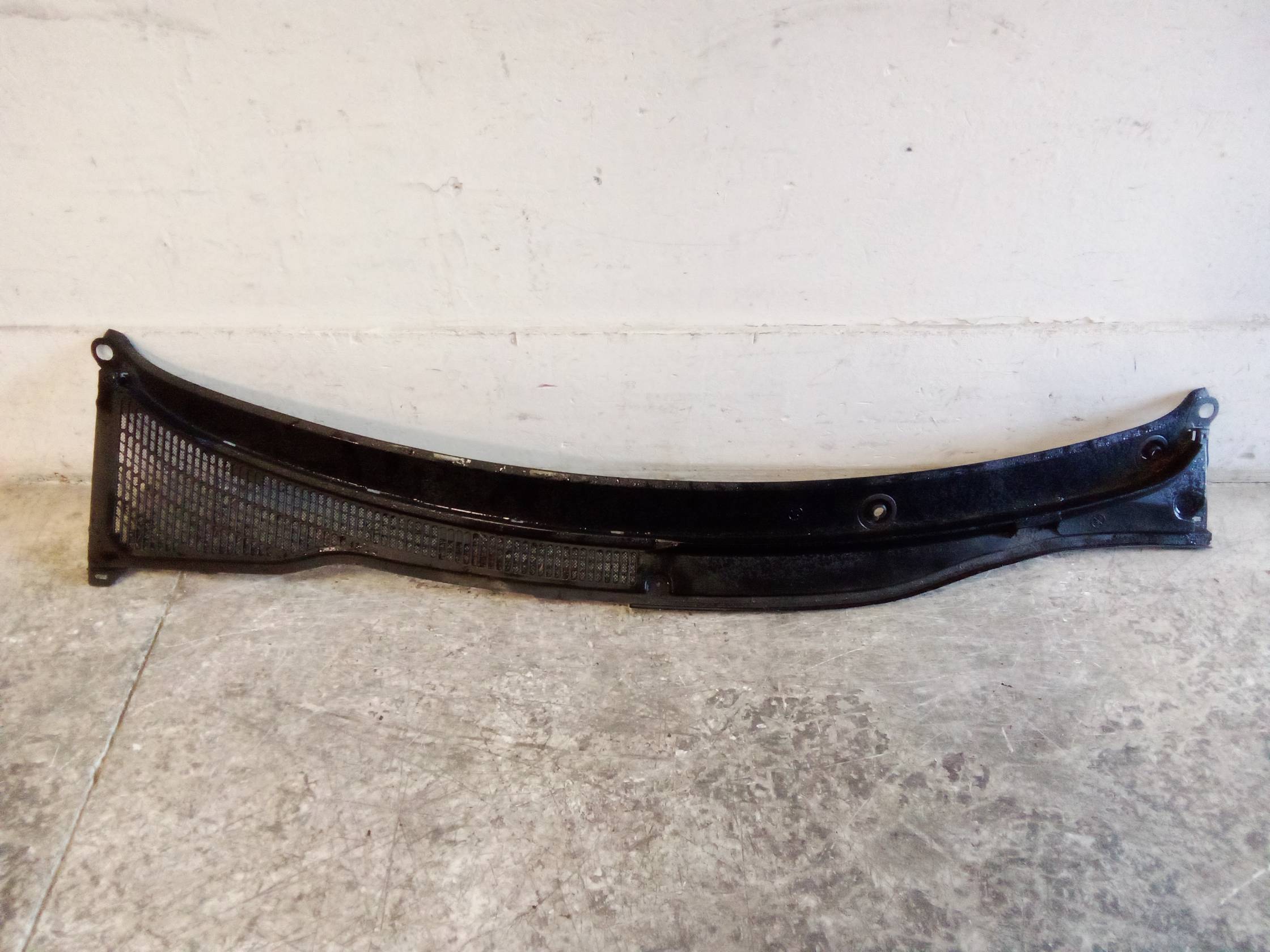 Griglia centr. sottoparabrezza