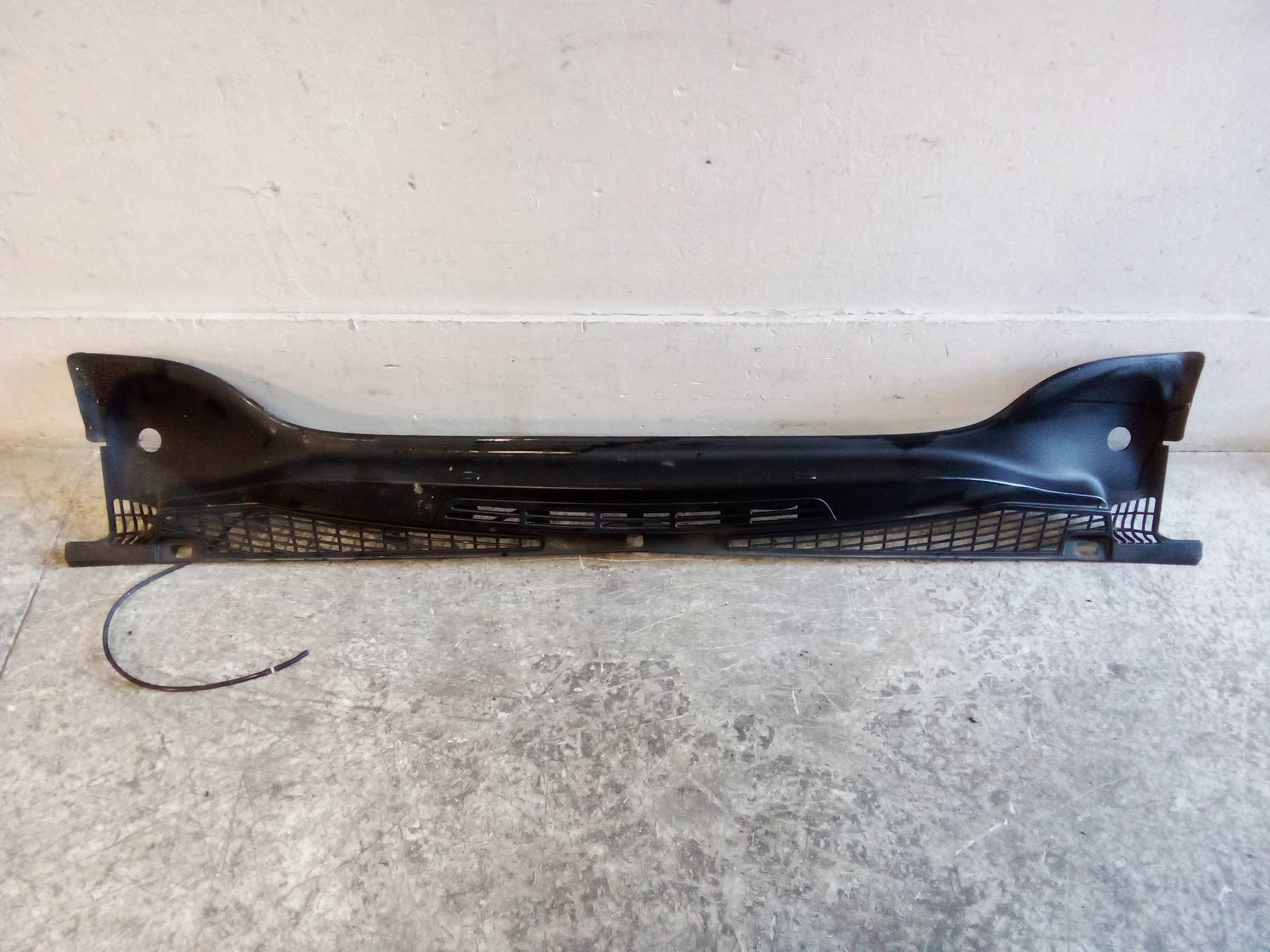 Griglia centr. sottoparabrezza