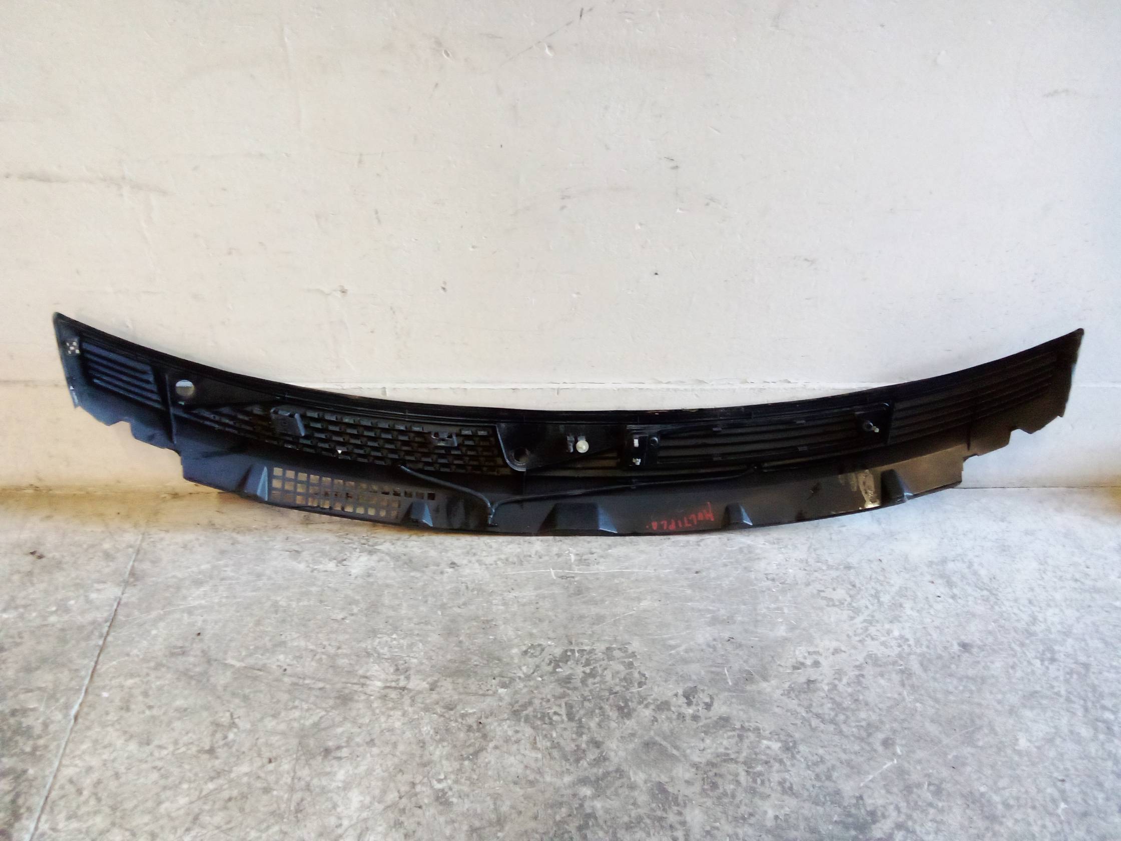 Griglia centr. sottoparabrezza