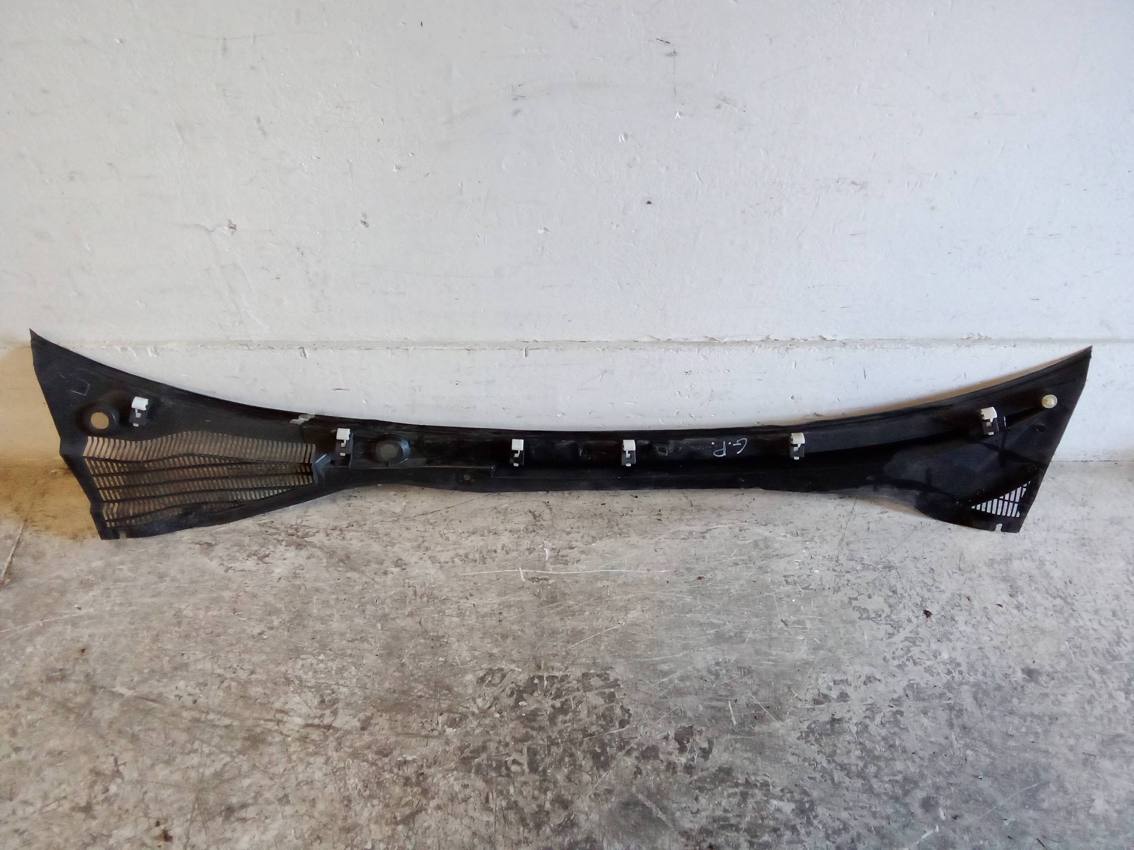 Griglia centr. sottoparabrezza