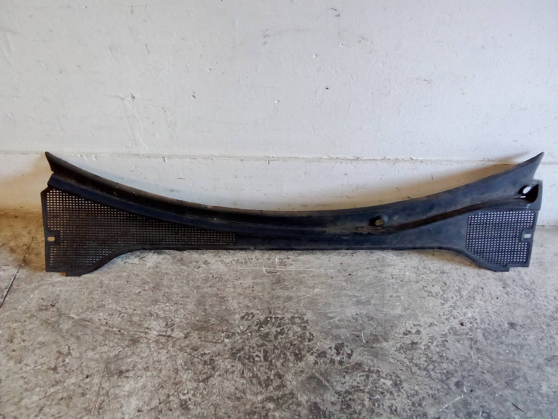 Griglia centr. sottoparabrezza