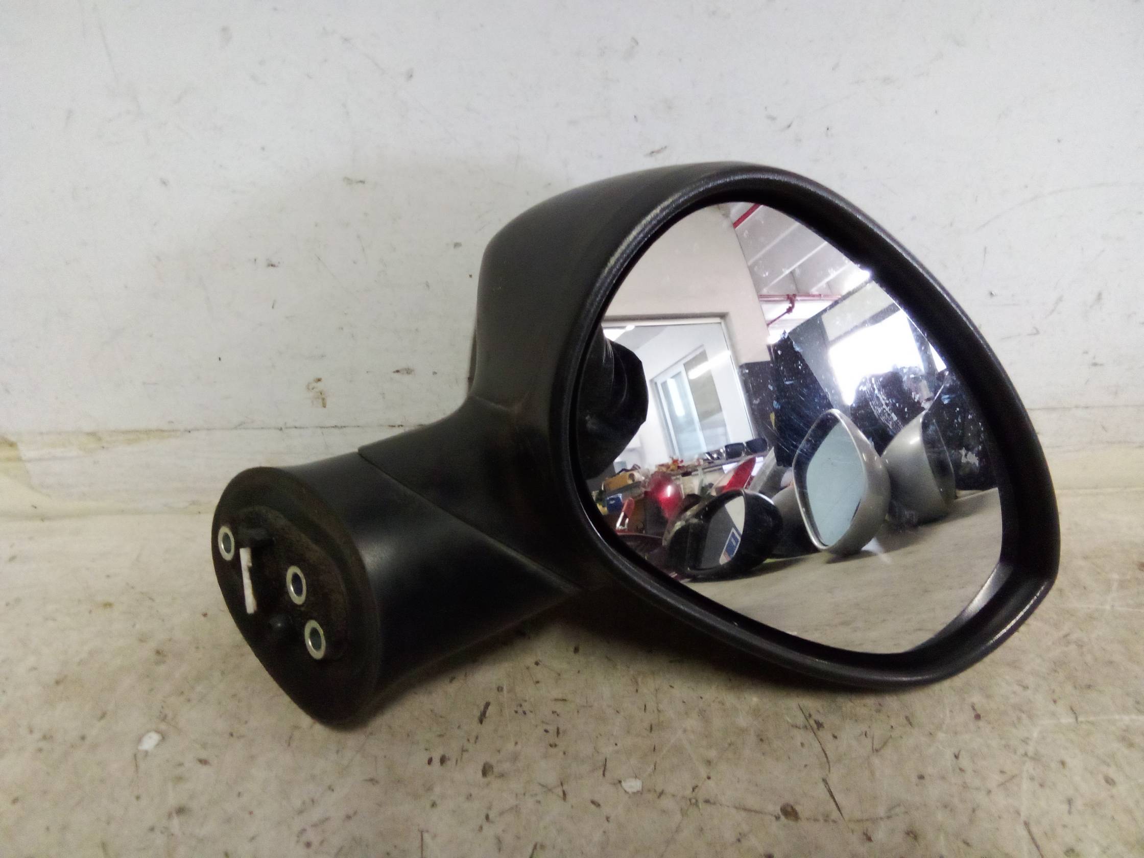 Retrovisore est. regolaz. elettr. dx.