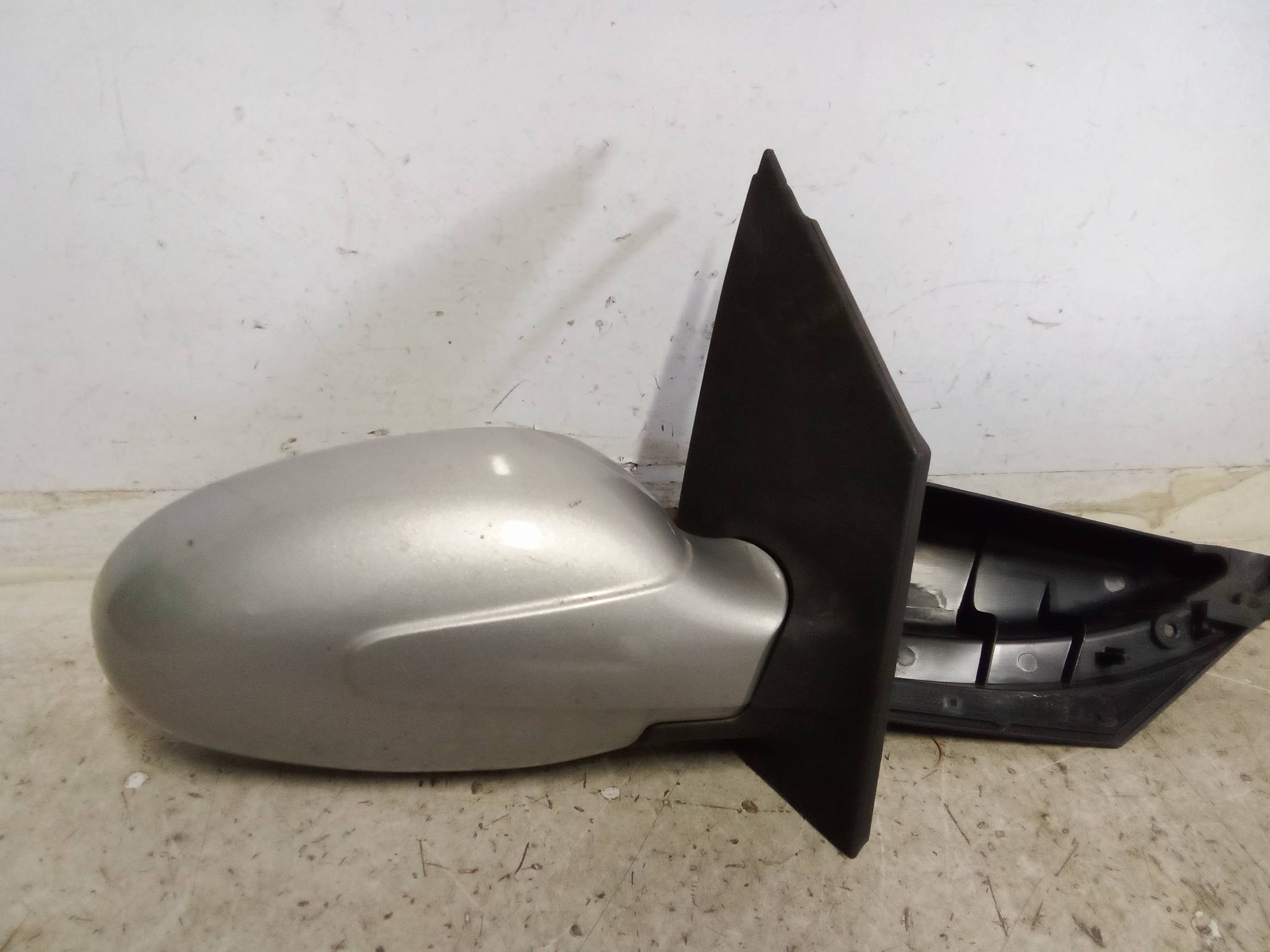 Retrovisore est. regolaz. elettr. dx.