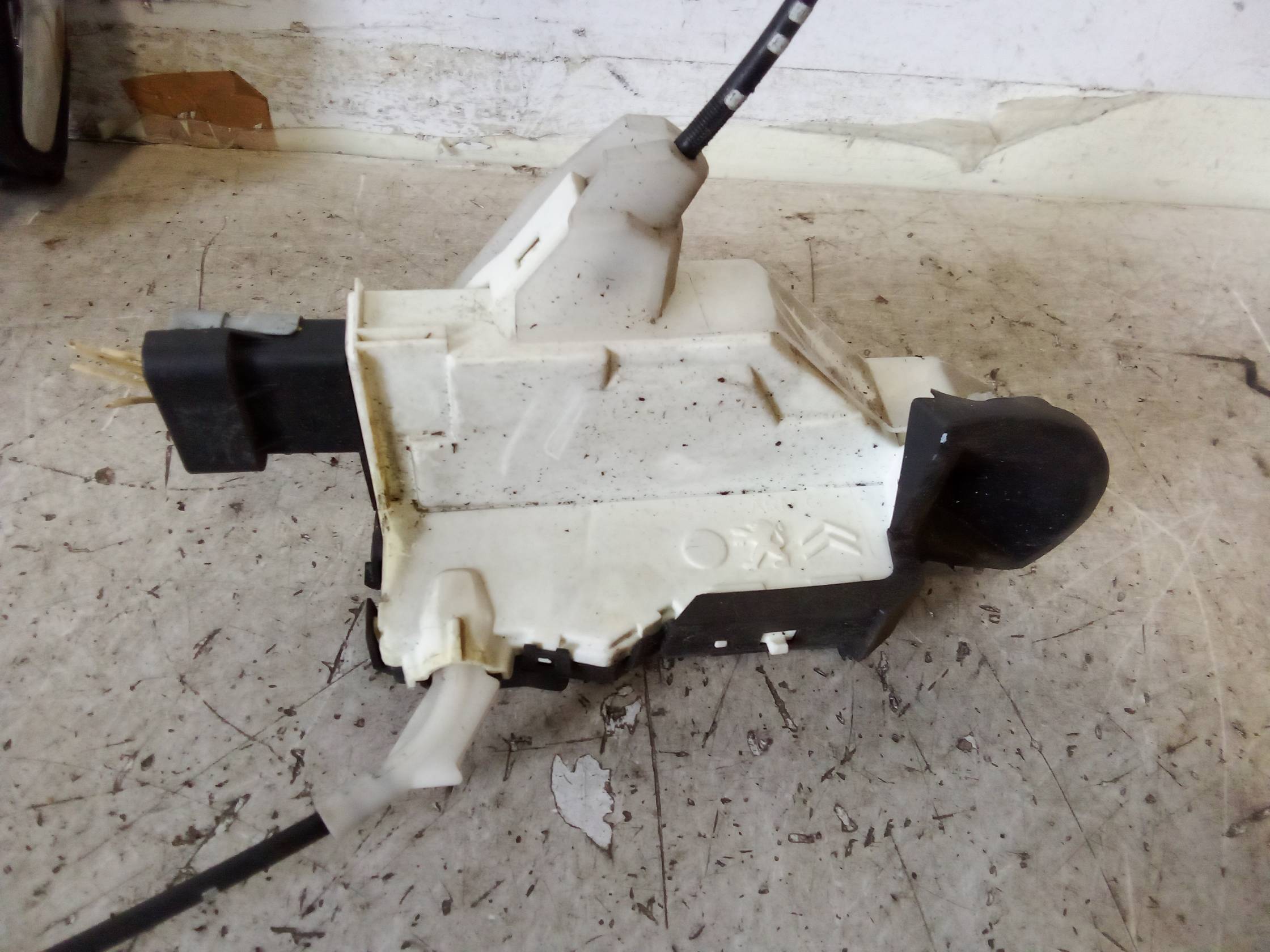 Serratura porta ant. sx.