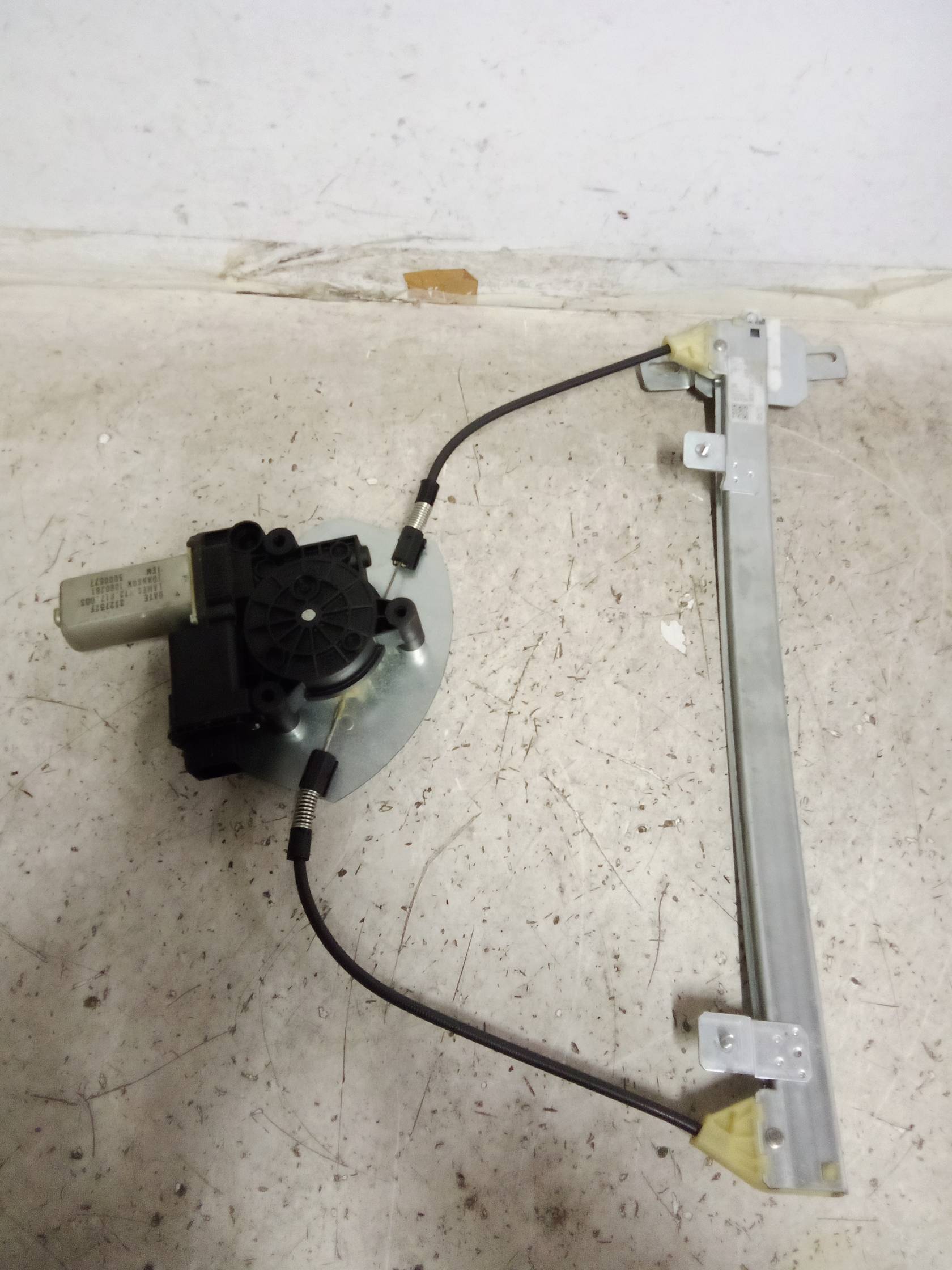 Alzacristallo elettr. porta ant. dx.