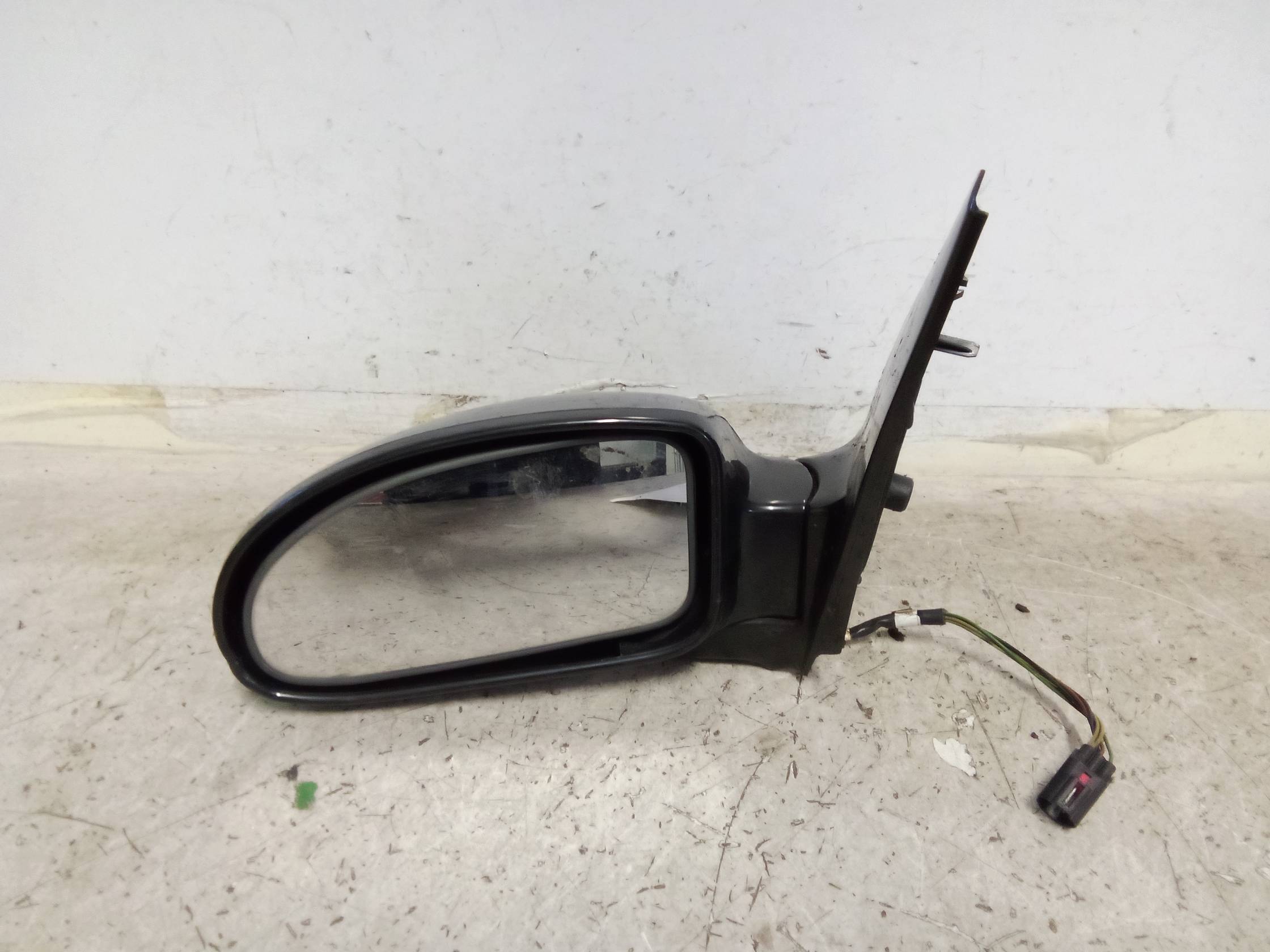 Retrovisore est. regolaz. elettr. sx.