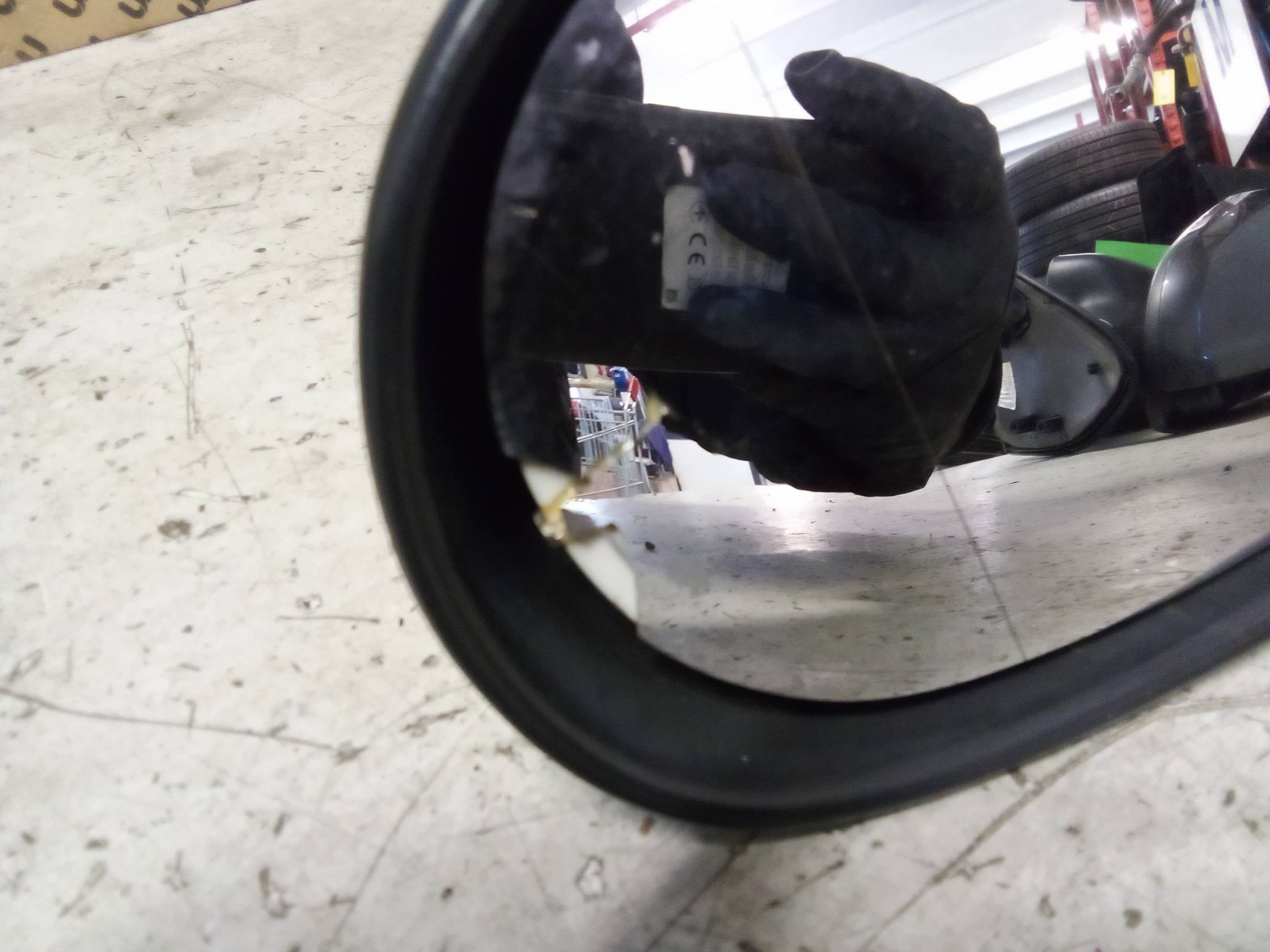 Retrovisore est. regolaz. elettr. sx.