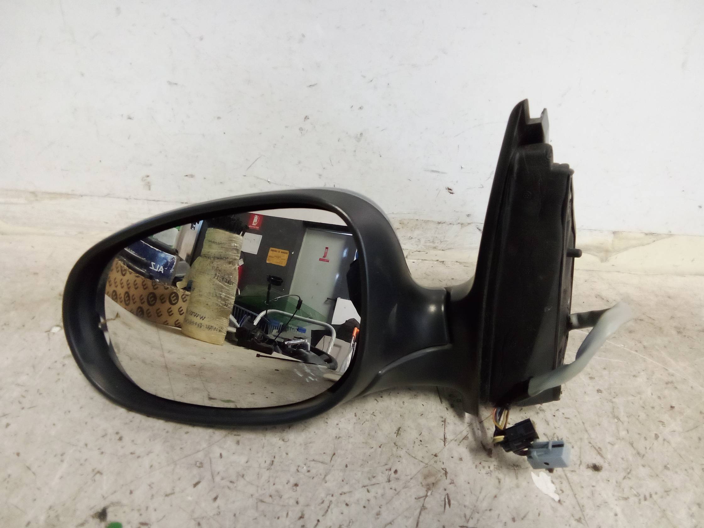 Retrovisore est. regolaz. elettr. sx.