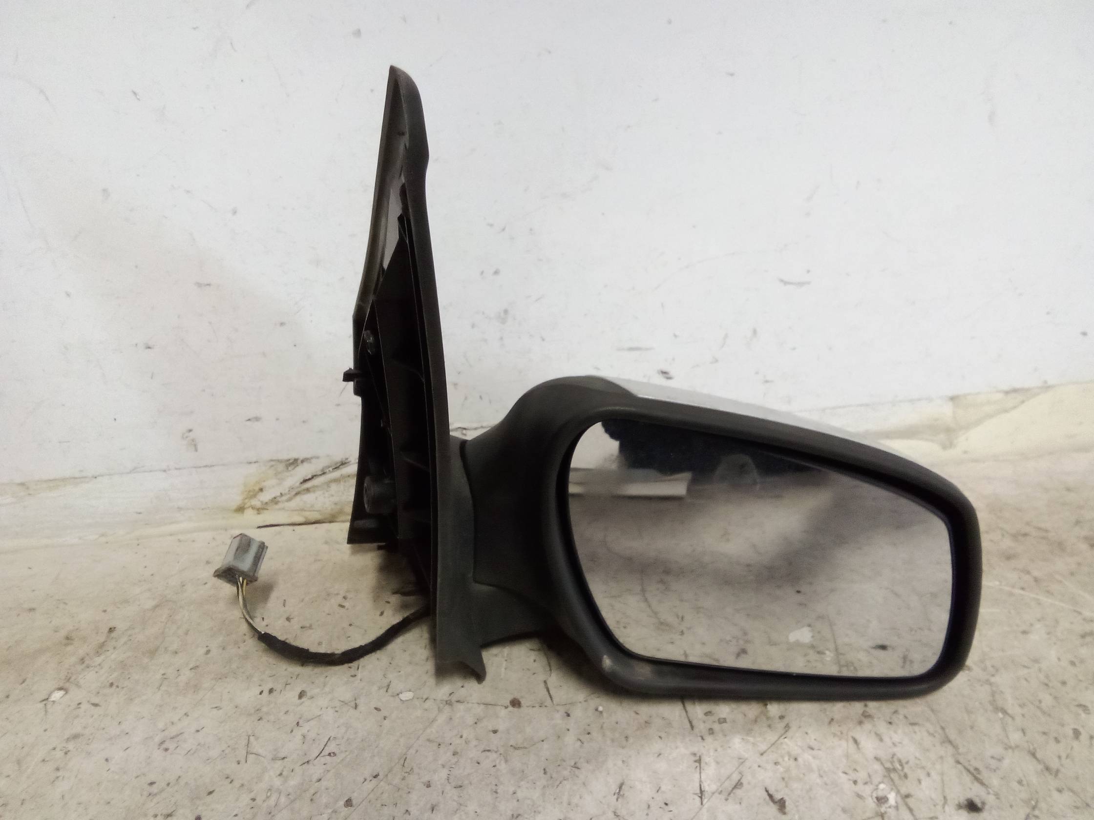 Retrovisore est. dx.