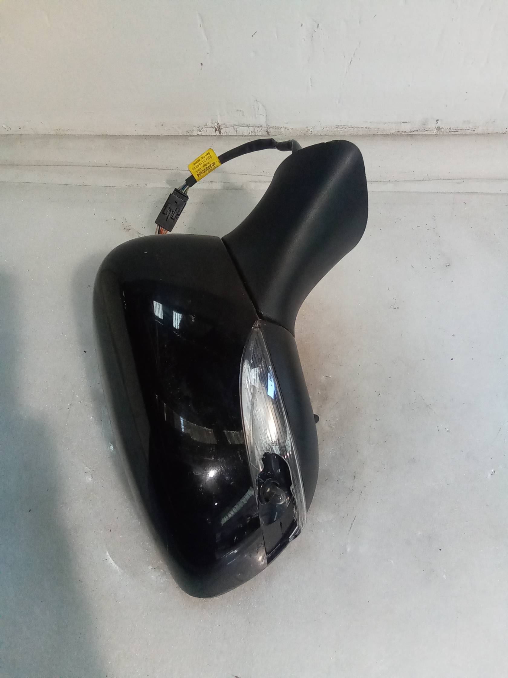 Retrovisore est. dx.