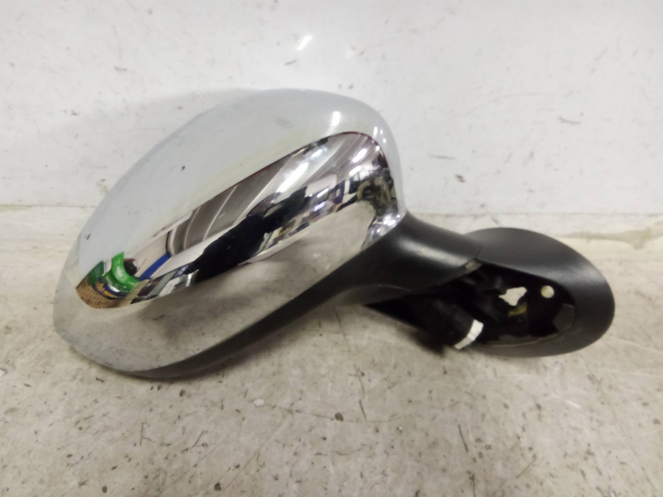 Retrovisore est. regolaz. elettr. dx.