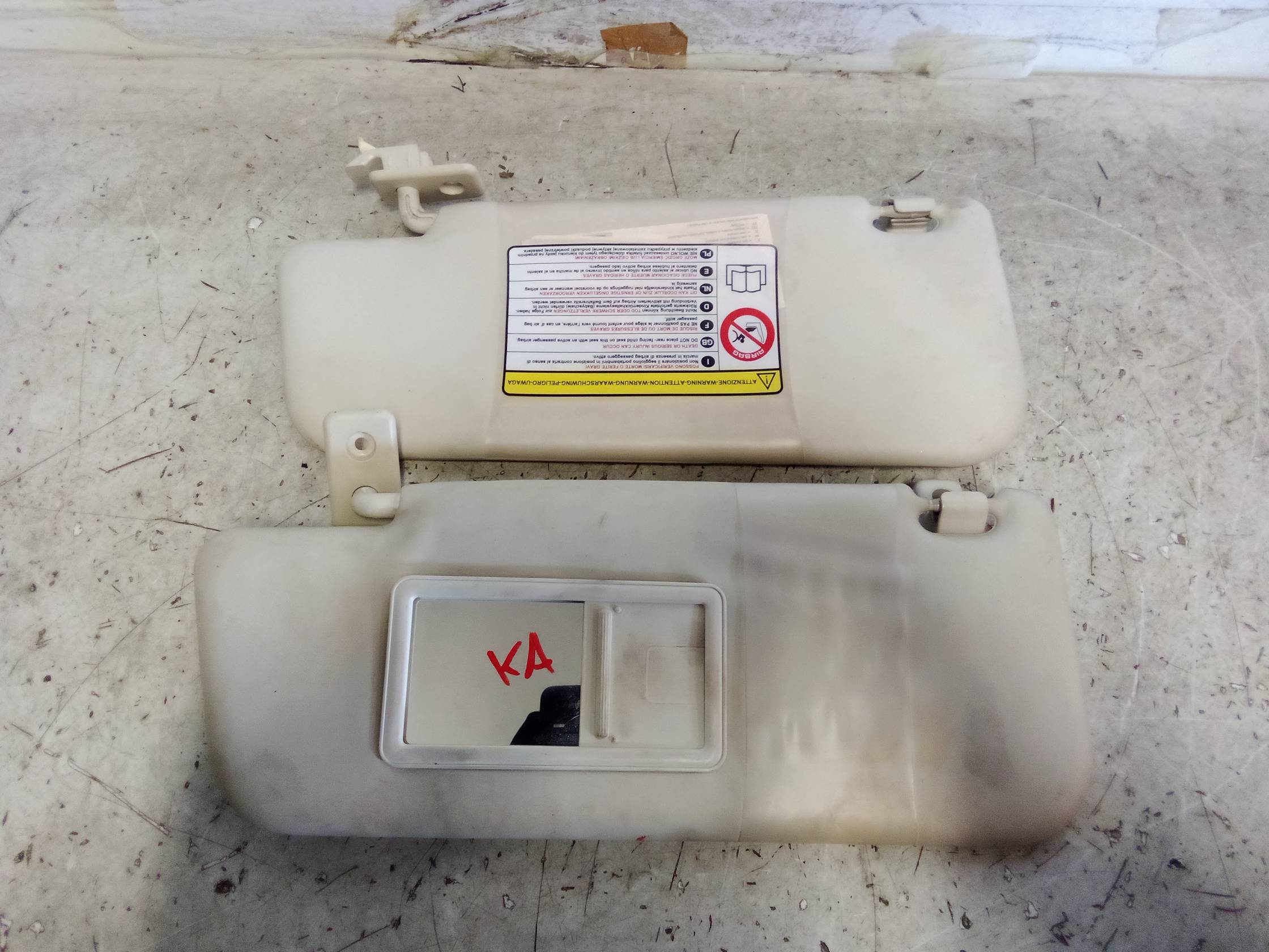 Aletta parasole parabrezza sx.