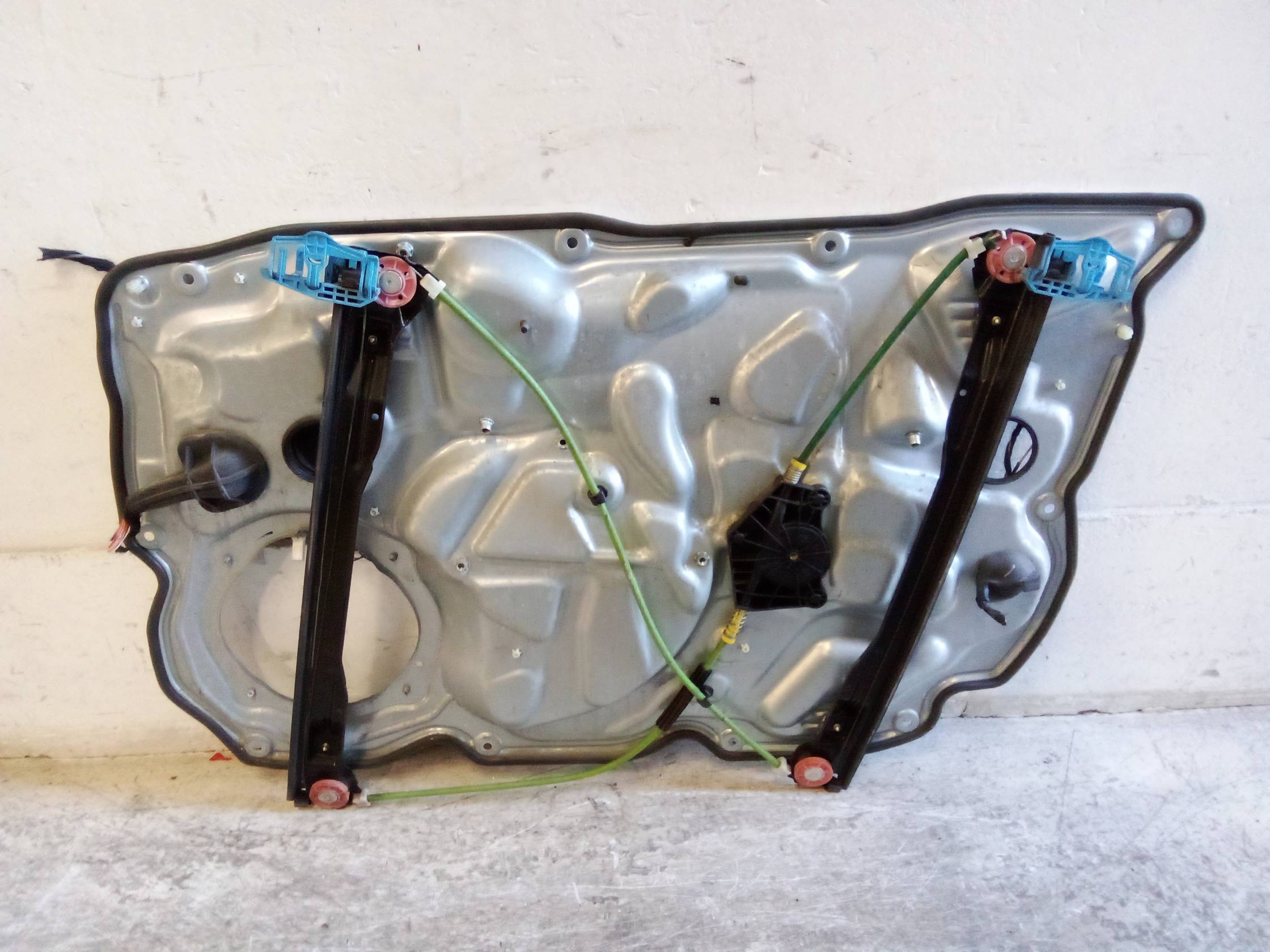 Alzacristallo elettr. porta ant. sx.